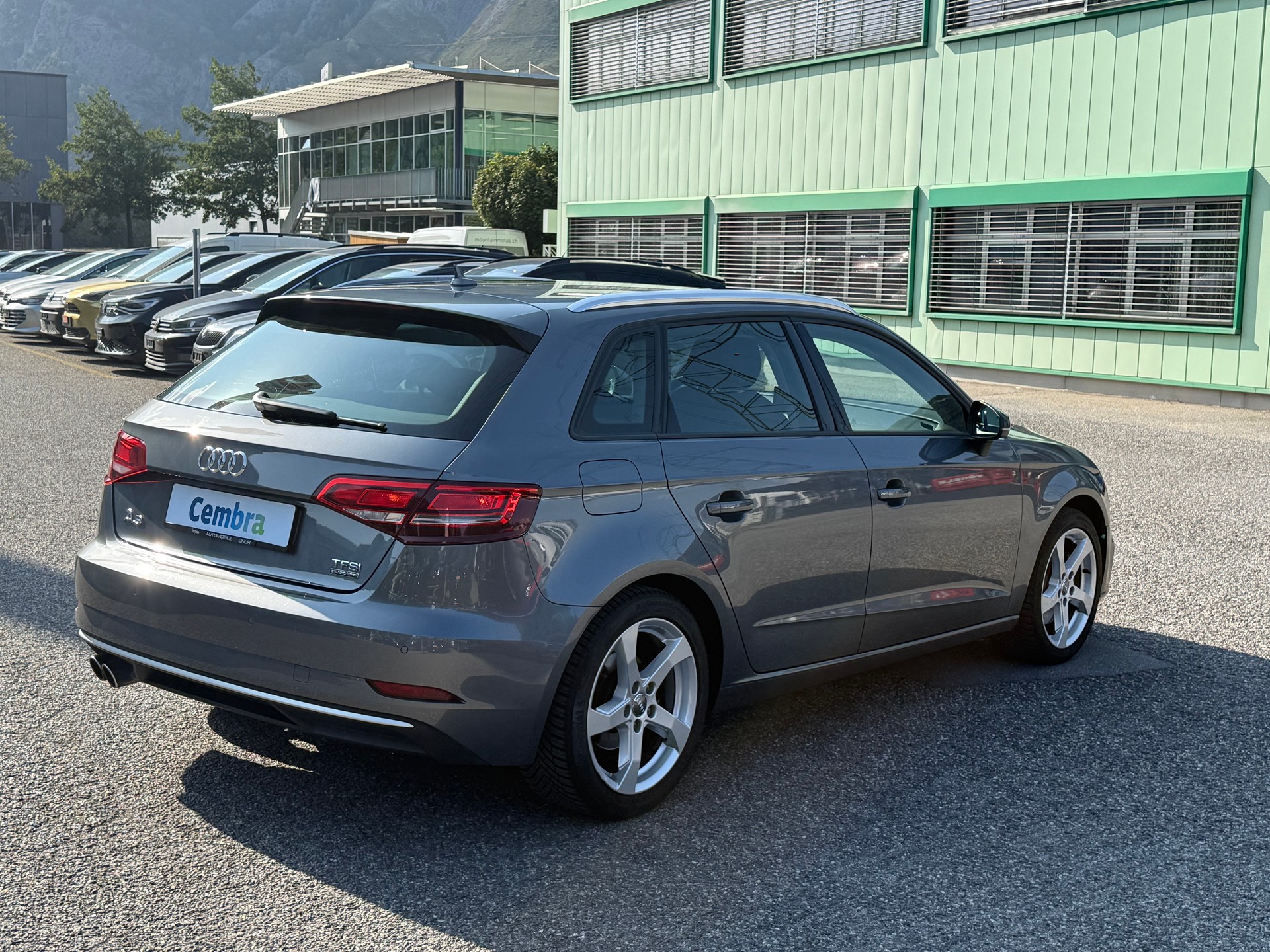 AUDI A3 Sportback 2.0 TFSI Sport quattro S-tronic-image-4