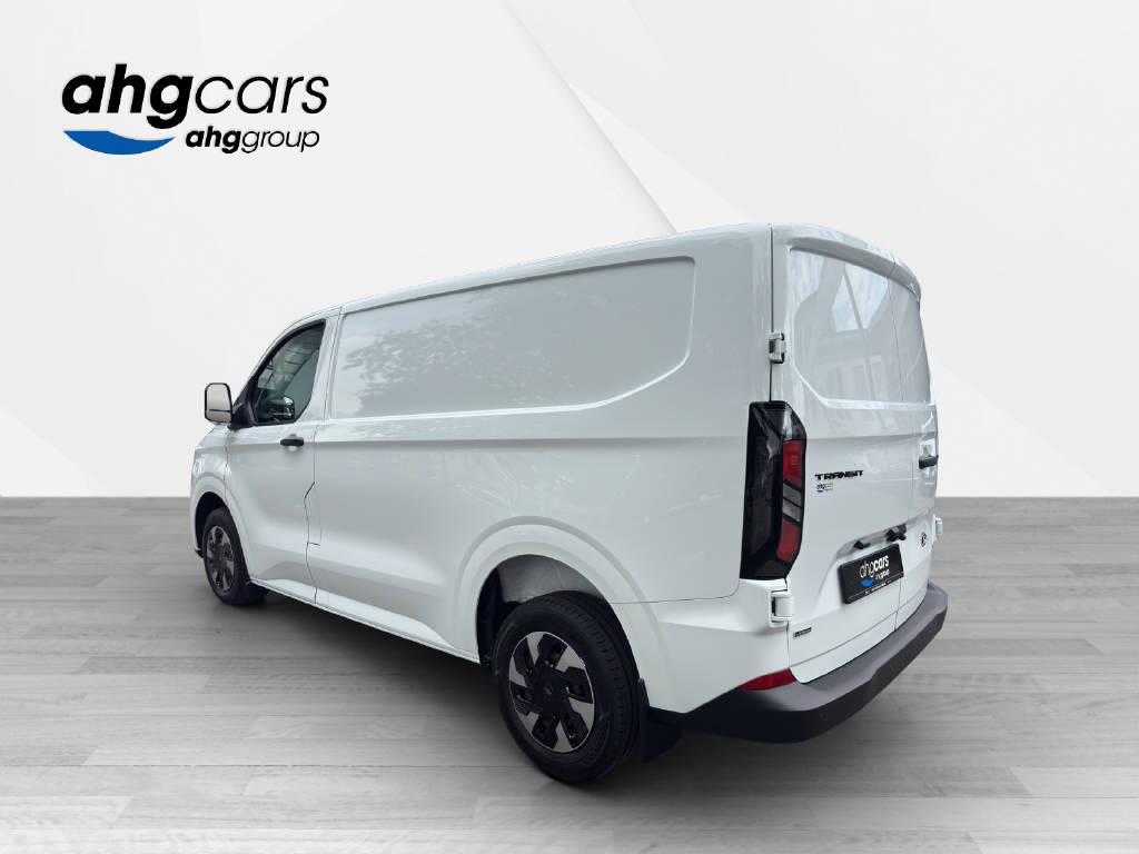 FORD Transit Custom Van 320 L1 2.5 Duratec 233 Trend PHEV-image-2