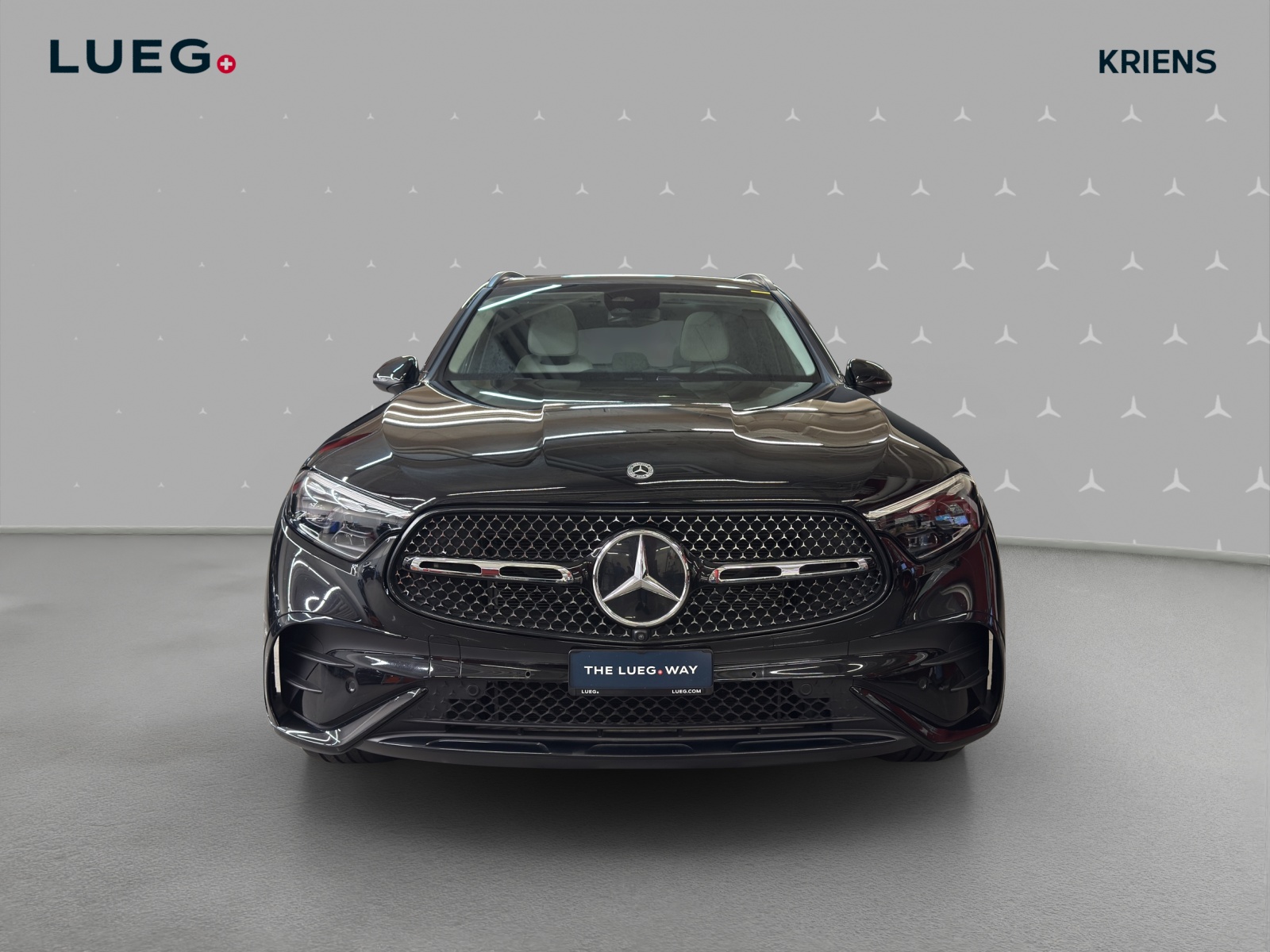 MERCEDES-BENZ GLC 450 d 4M - AMG / DISTRONIC / 360 Grad Kamera / Panorama-Dach / Head-Up Display-image-5