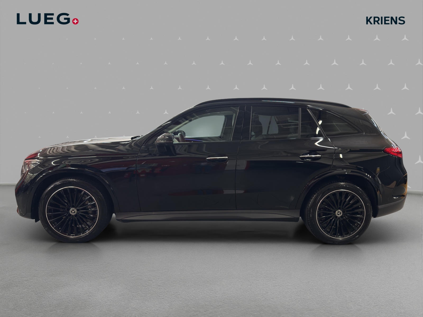MERCEDES-BENZ GLC 450 d 4M - AMG / DISTRONIC / 360 Grad Kamera / Panorama-Dach / Head-Up Display-image-1
