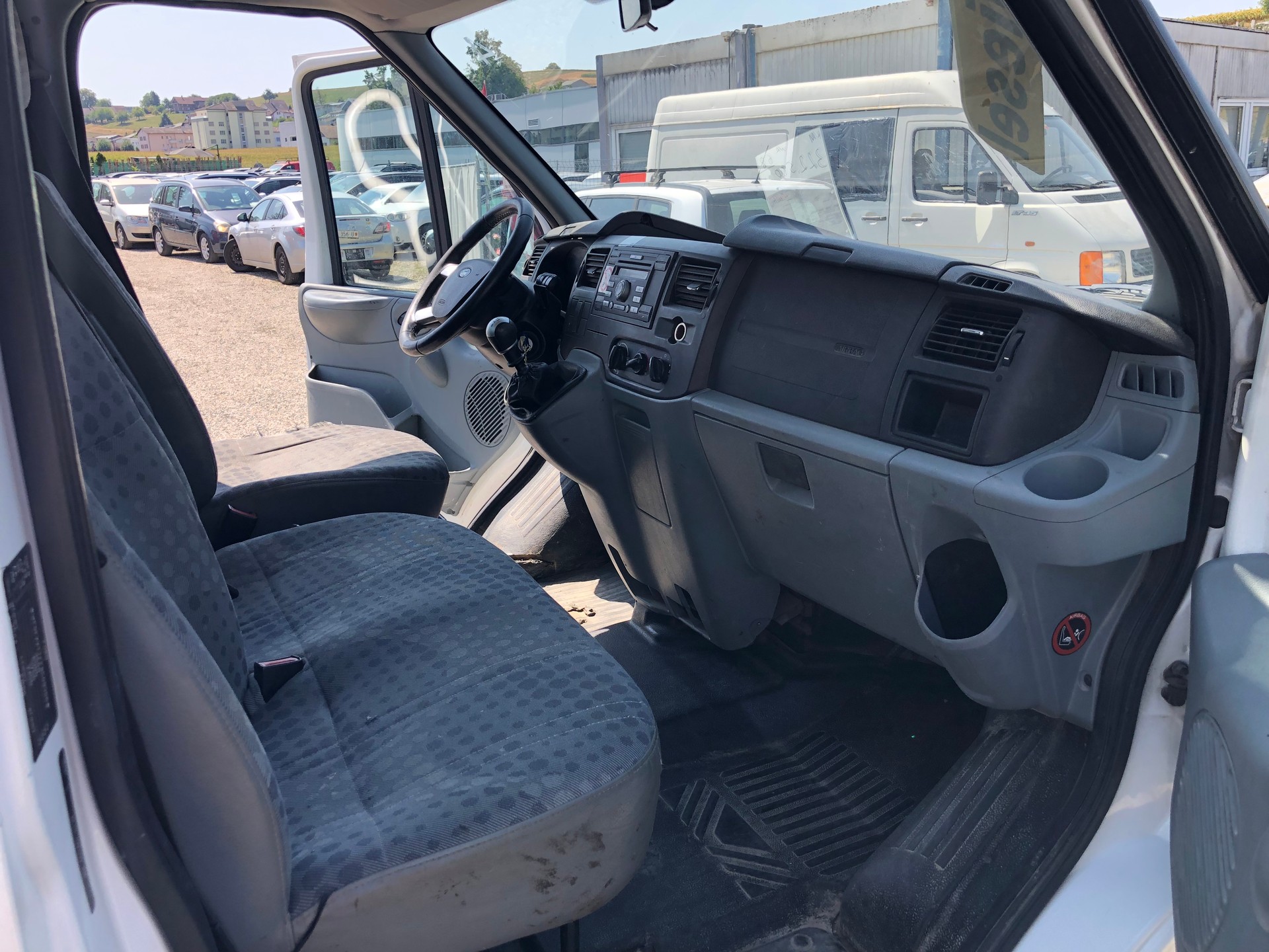 FORD Transit 2.4 TDCi 350 M-image-9