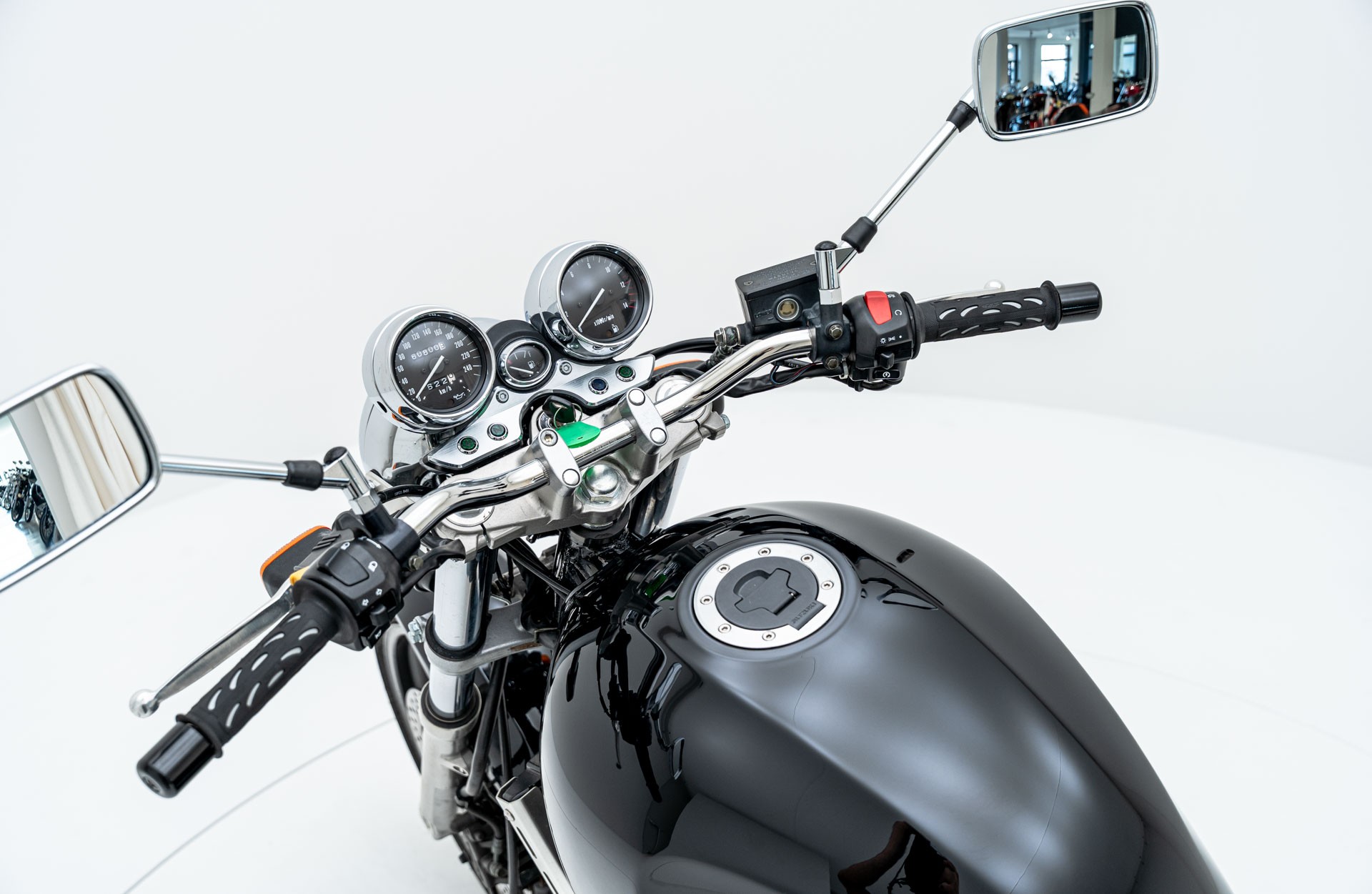 SUZUKI GSX 750 Inazuma-image-7