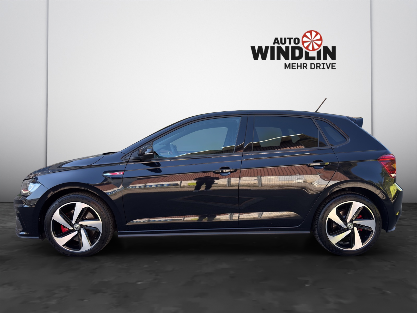 VW Polo 2.0 TSI GTI DSG-image-2