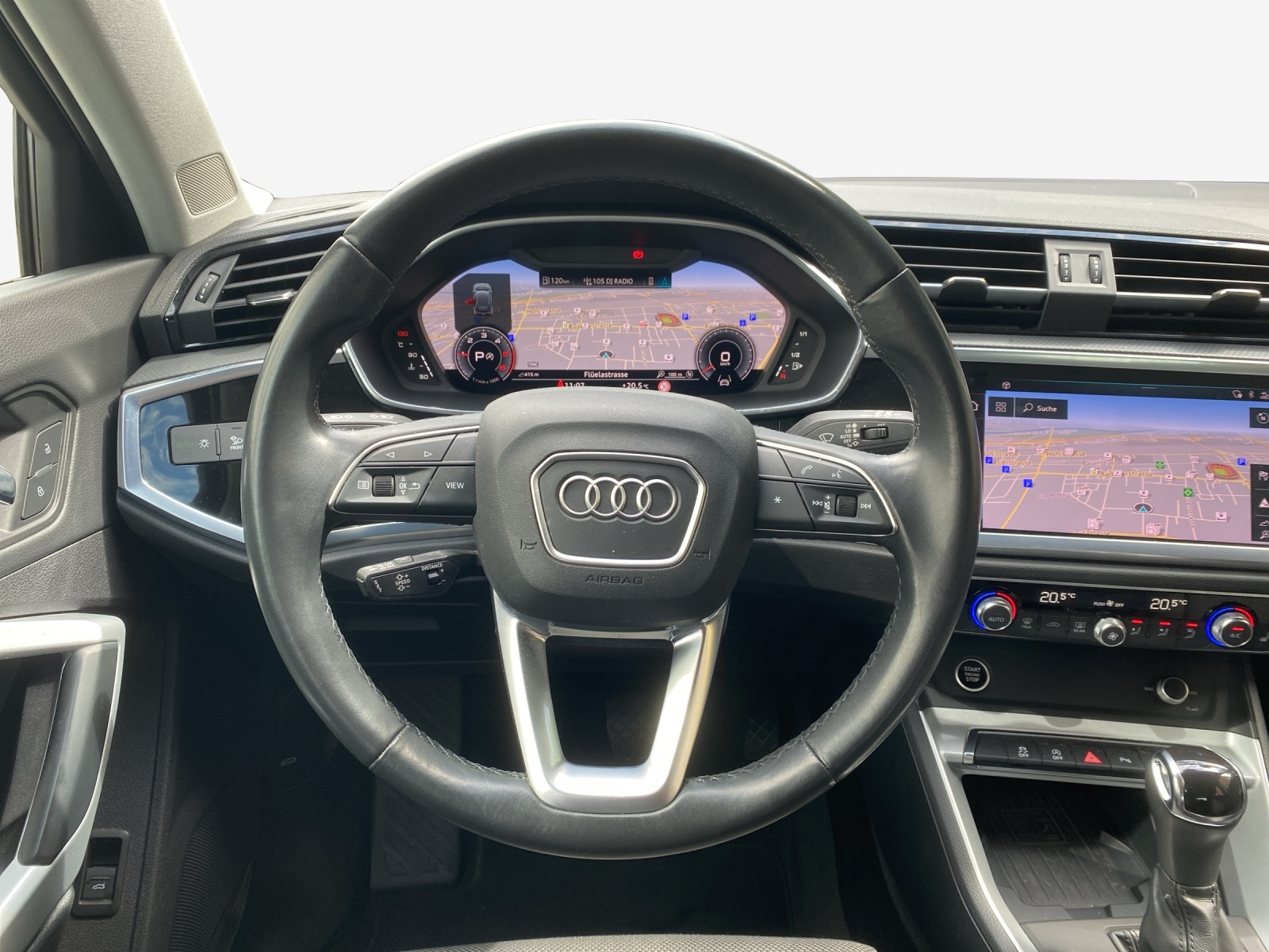 AUDI Q3 35 TDI Attraction quattro S-tronic-image-9