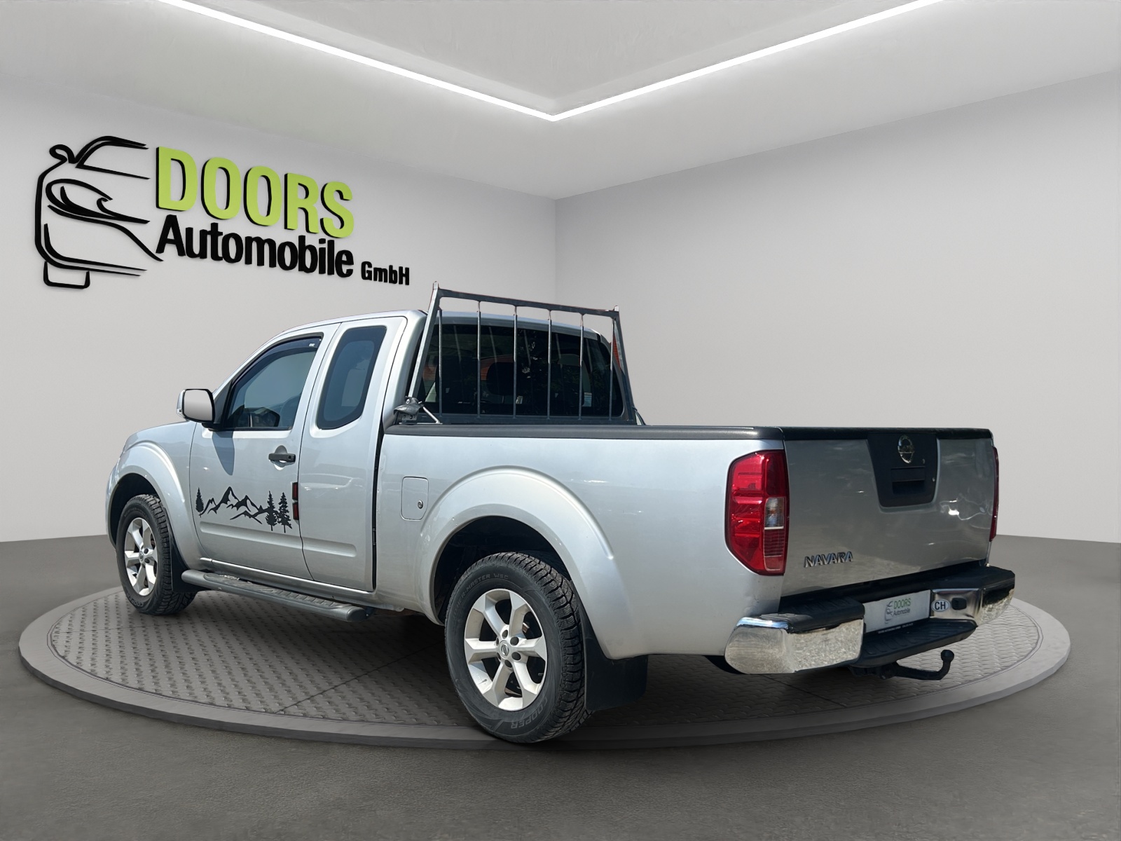 NISSAN Navara Double Cab SE 2.5 dCi 4WD-image-7