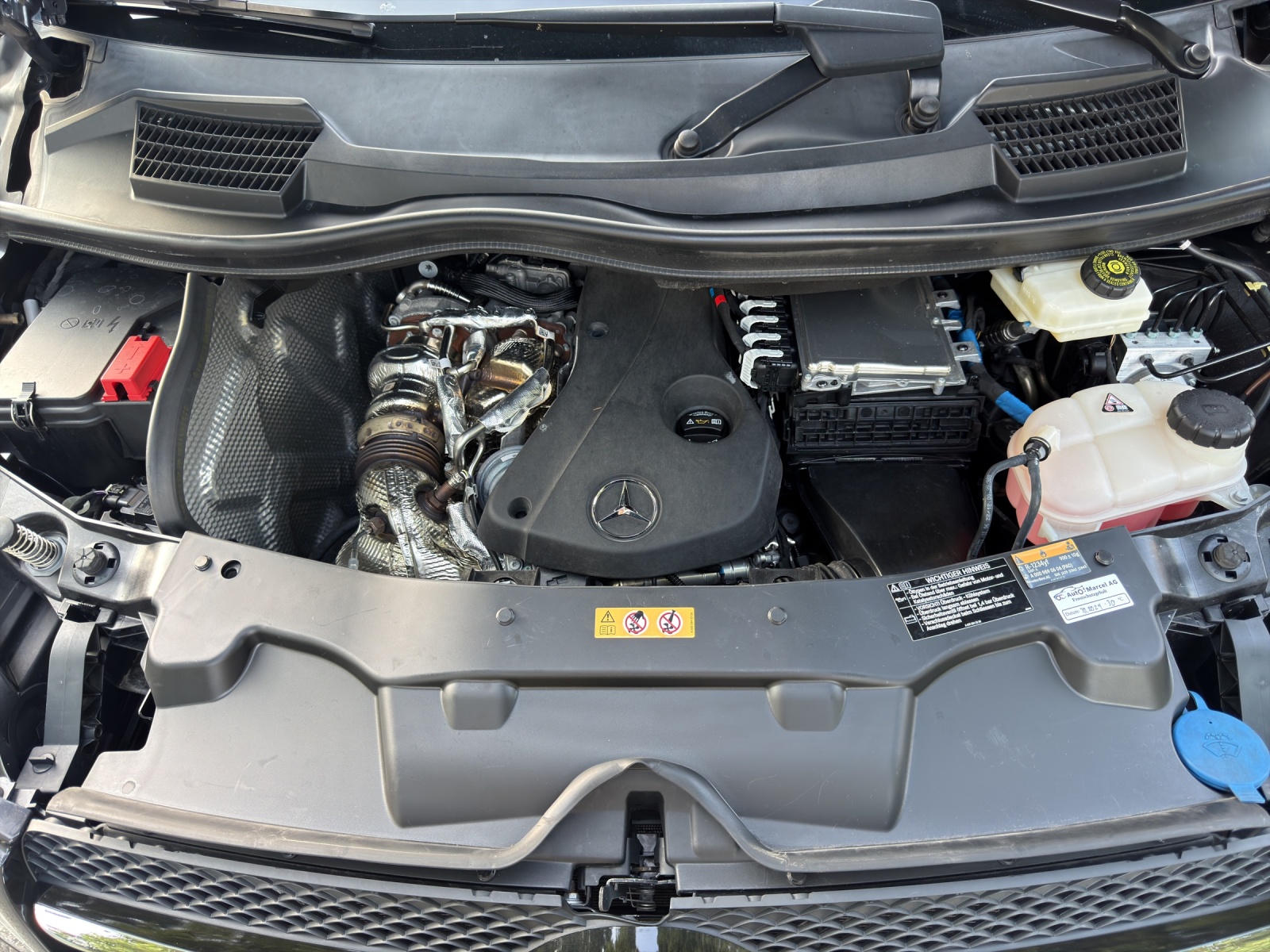 MERCEDES-BENZ V 300 d Avantgarde L 4M-image-20