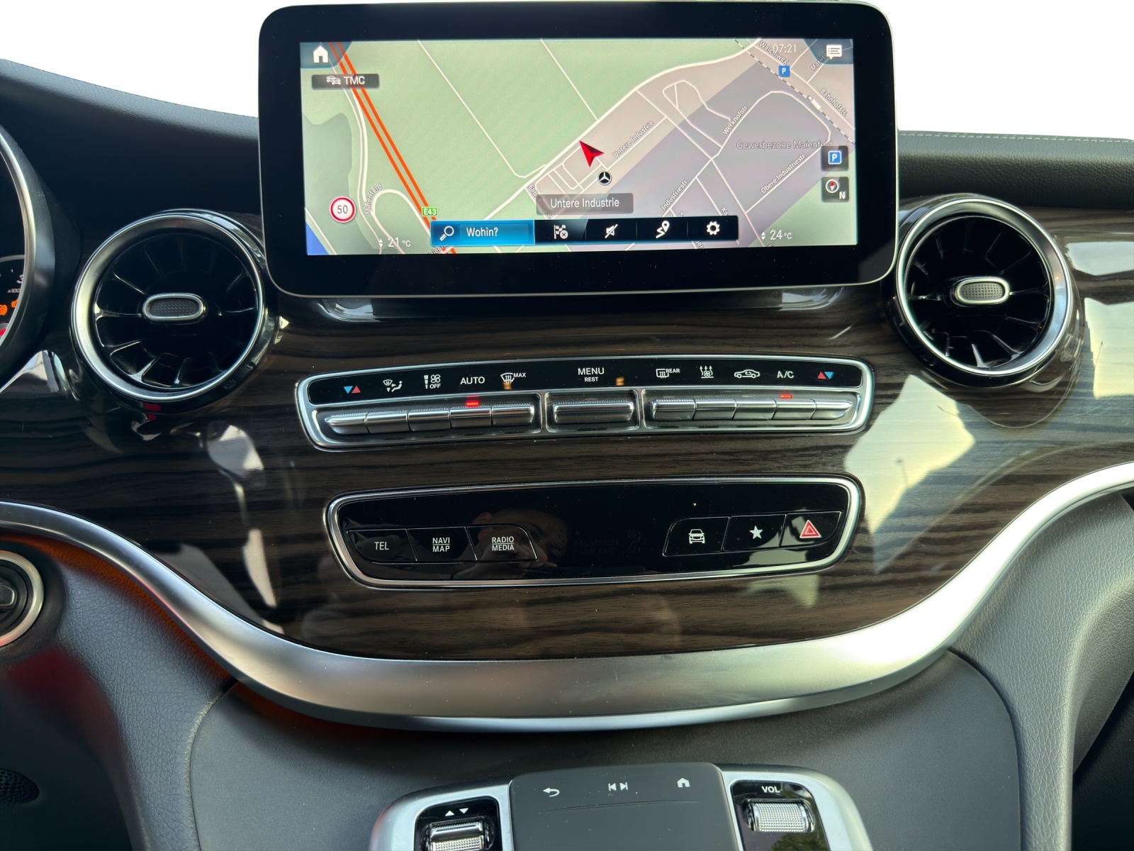 MERCEDES-BENZ V 300 d Avantgarde L 4M-image-10