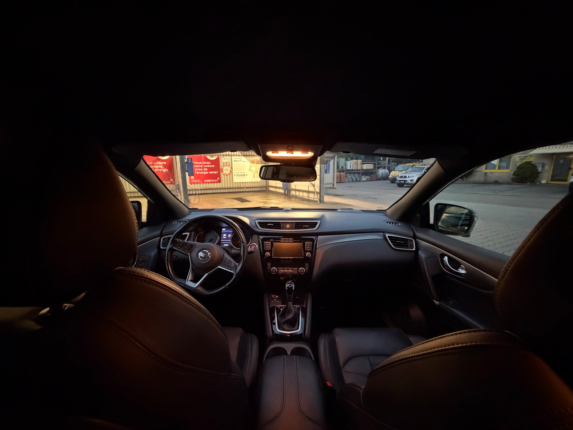 NISSAN Qashqai 1.7 dCi tekna+ Xtronic ALL-MODE 4x4-image-6