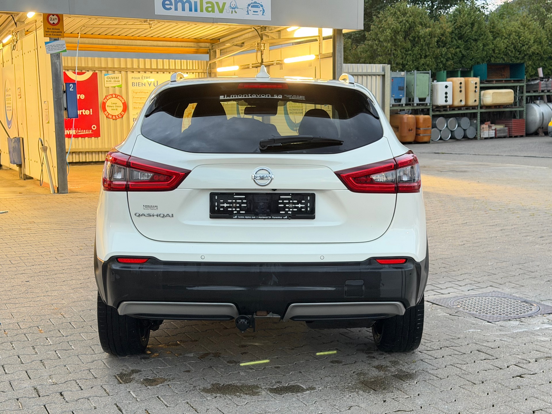 NISSAN Qashqai 1.7 dCi tekna+ Xtronic ALL-MODE 4x4-image-3