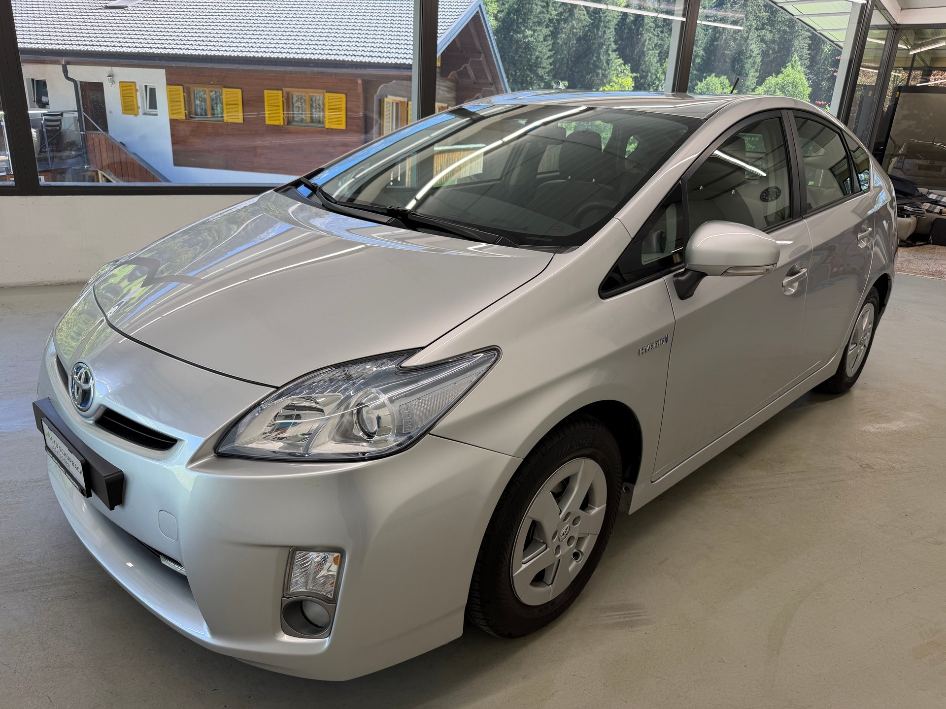 TOYOTA Prius 1.8 16V HSD Sol-image-8