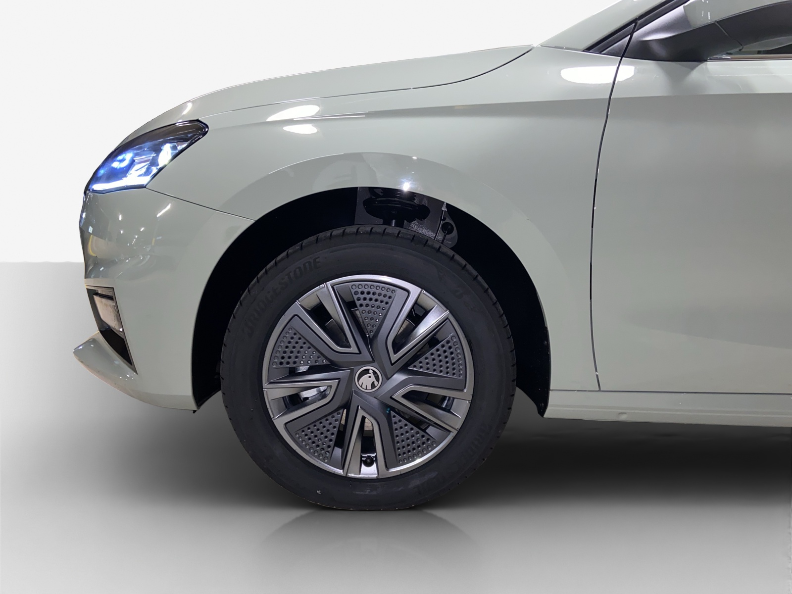 SKODA Fabia 1.0 TSI Dynamic DSG-image-13