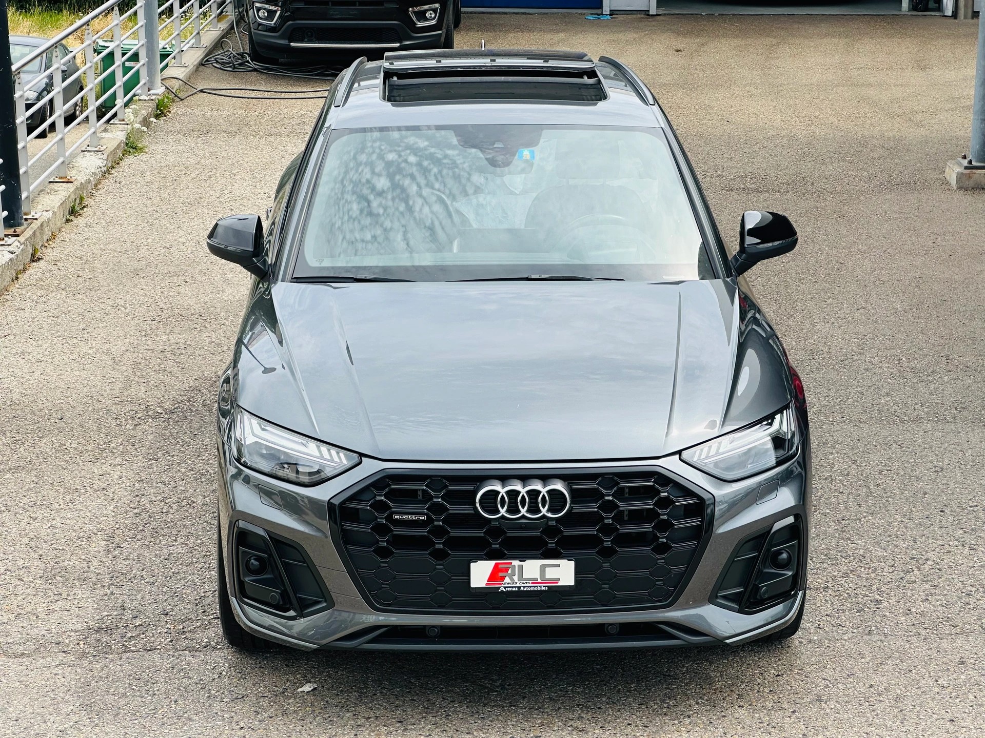 AUDI Q5 55 TFSI e PHEV S line quattro S-tronic-image-9