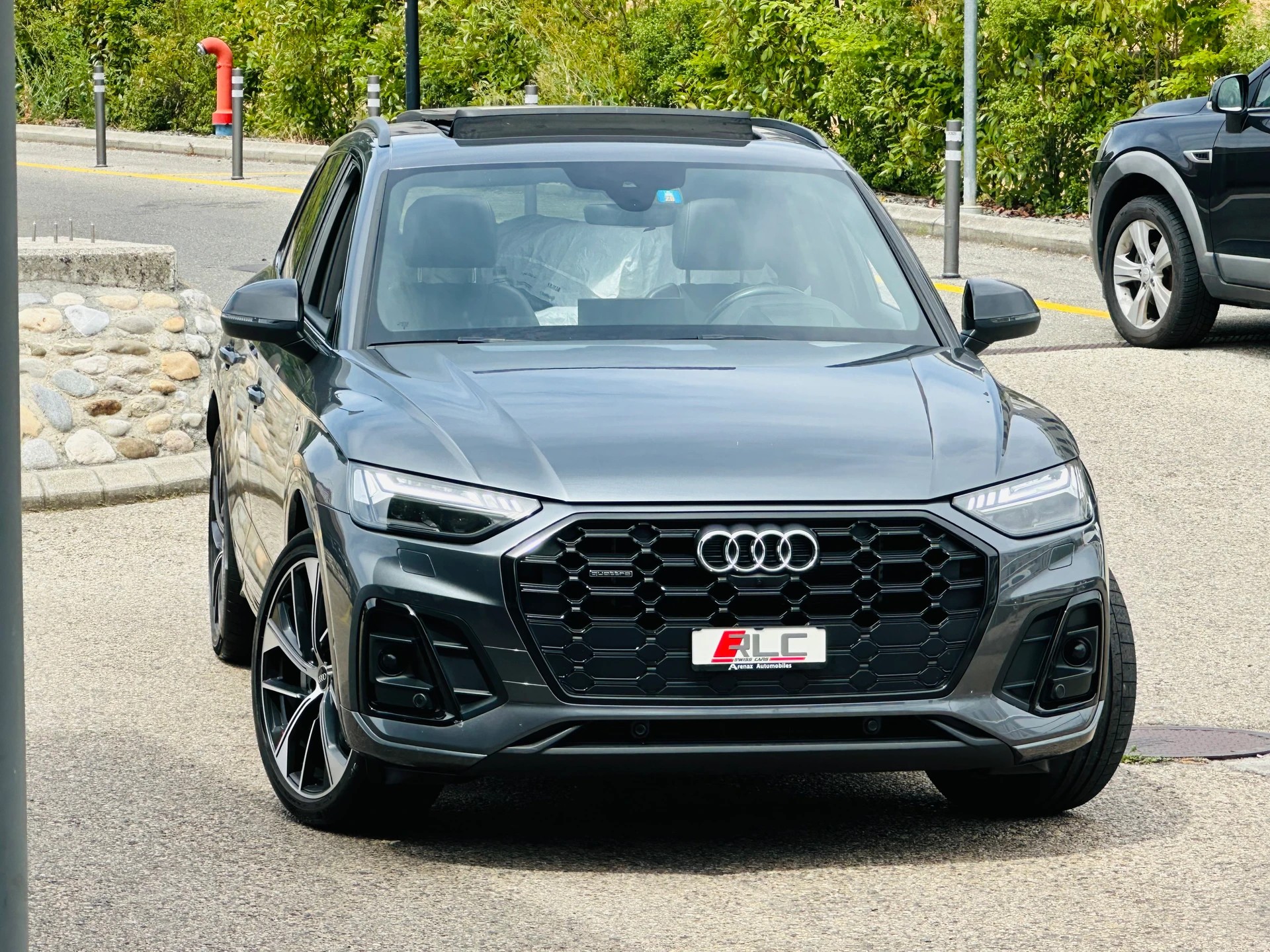 AUDI Q5 55 TFSI e PHEV S line quattro S-tronic-image-2