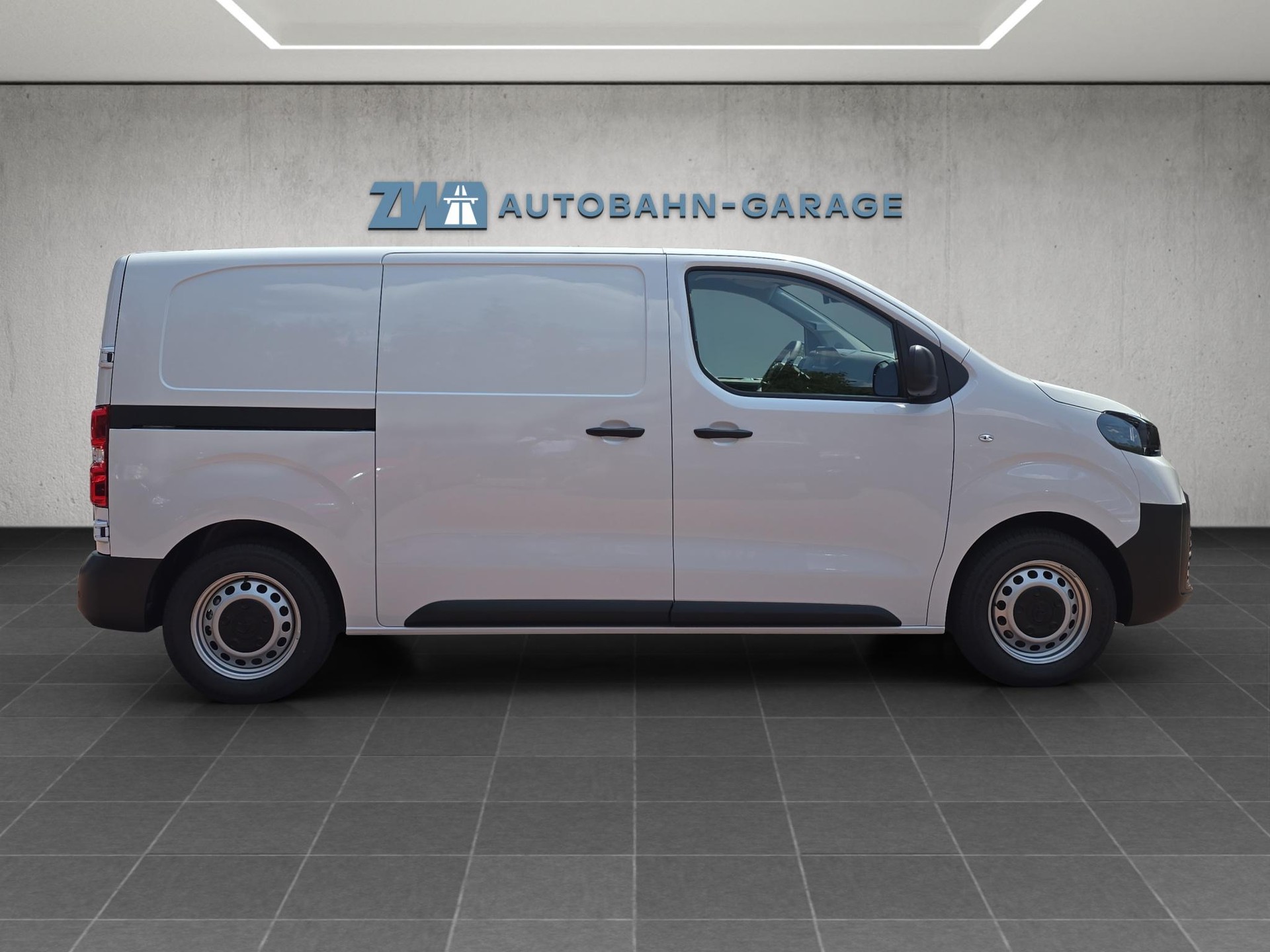 TOYOTA PROACE Van L1 1.5 D Active-image-5