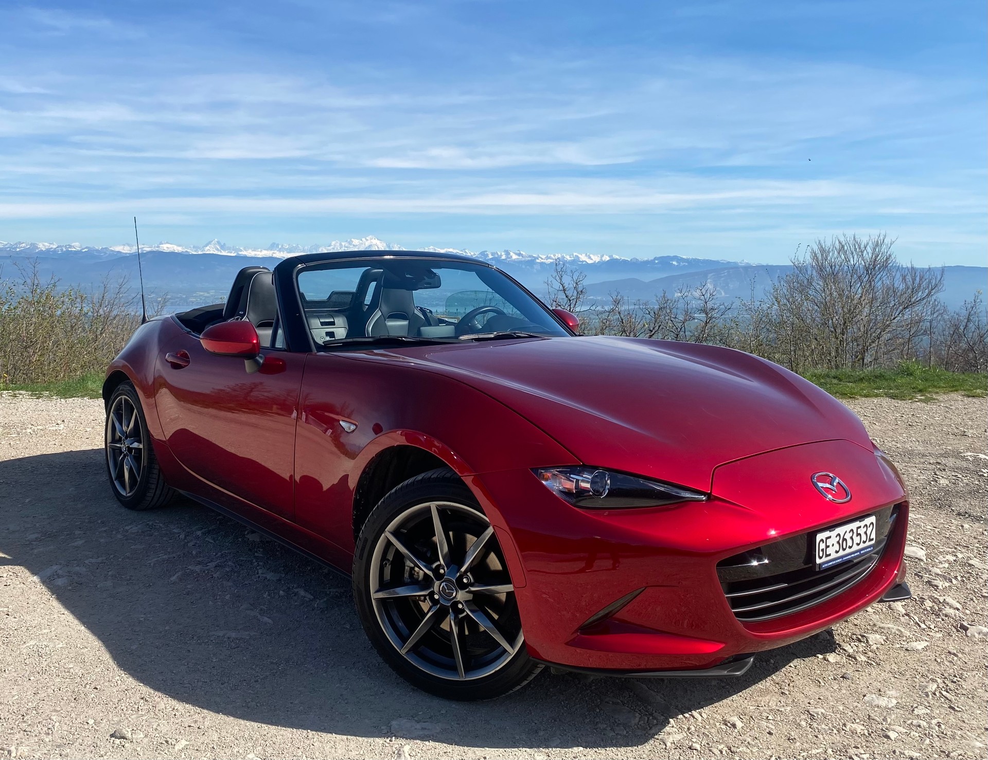 MAZDA MX-5-image-0