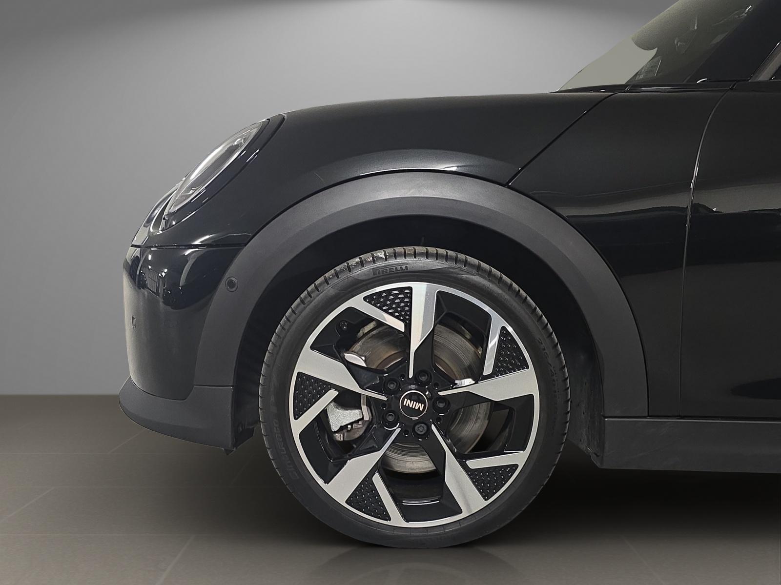 MINI F65 2.0i Cooper S-image-4