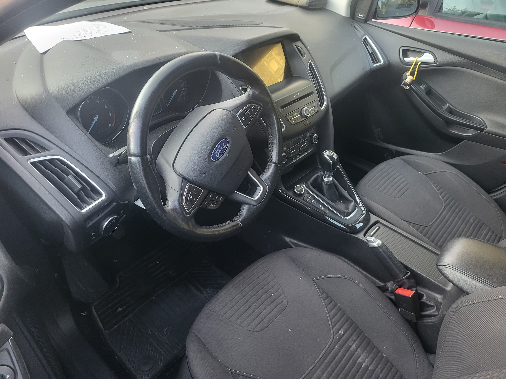 FORD Focus 1.5 SCTi ST Line-image-8