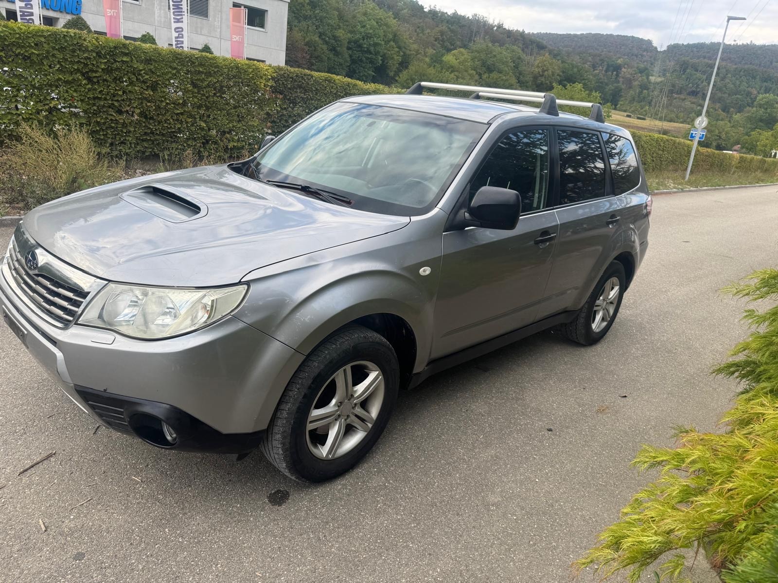SUBARU Forester 2.0D X Swiss-image-11