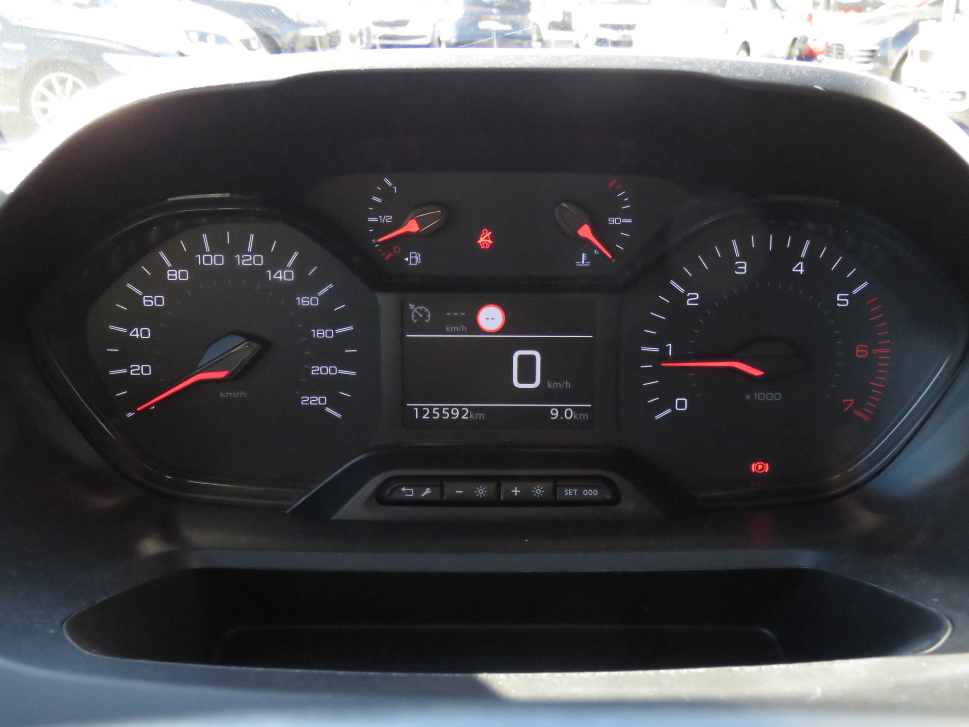 PEUGEOT Partner 1.5 Blue HDi s/s Premium 650 kg-image-11