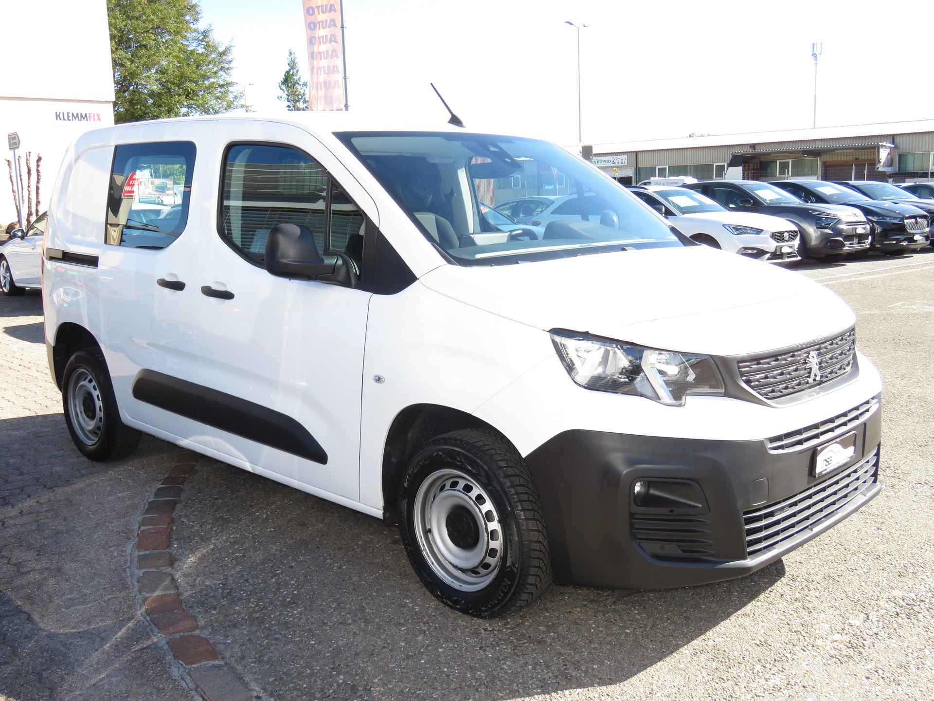 PEUGEOT Partner 1.5 Blue HDi s/s Premium 650 kg-image-2