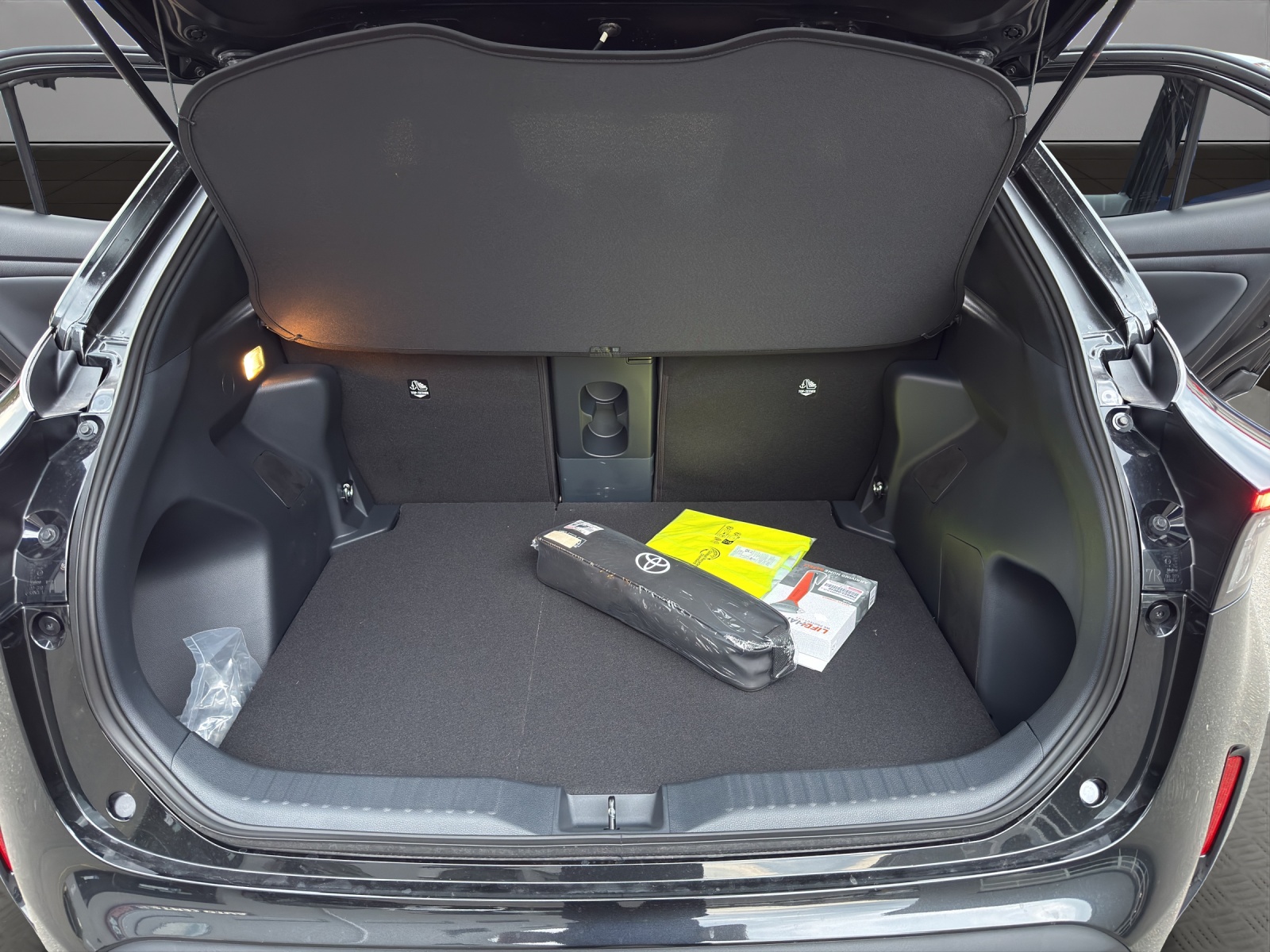 TOYOTA Yaris Cross 1.5 Style Drive 4x2 Hybrid-image-18
