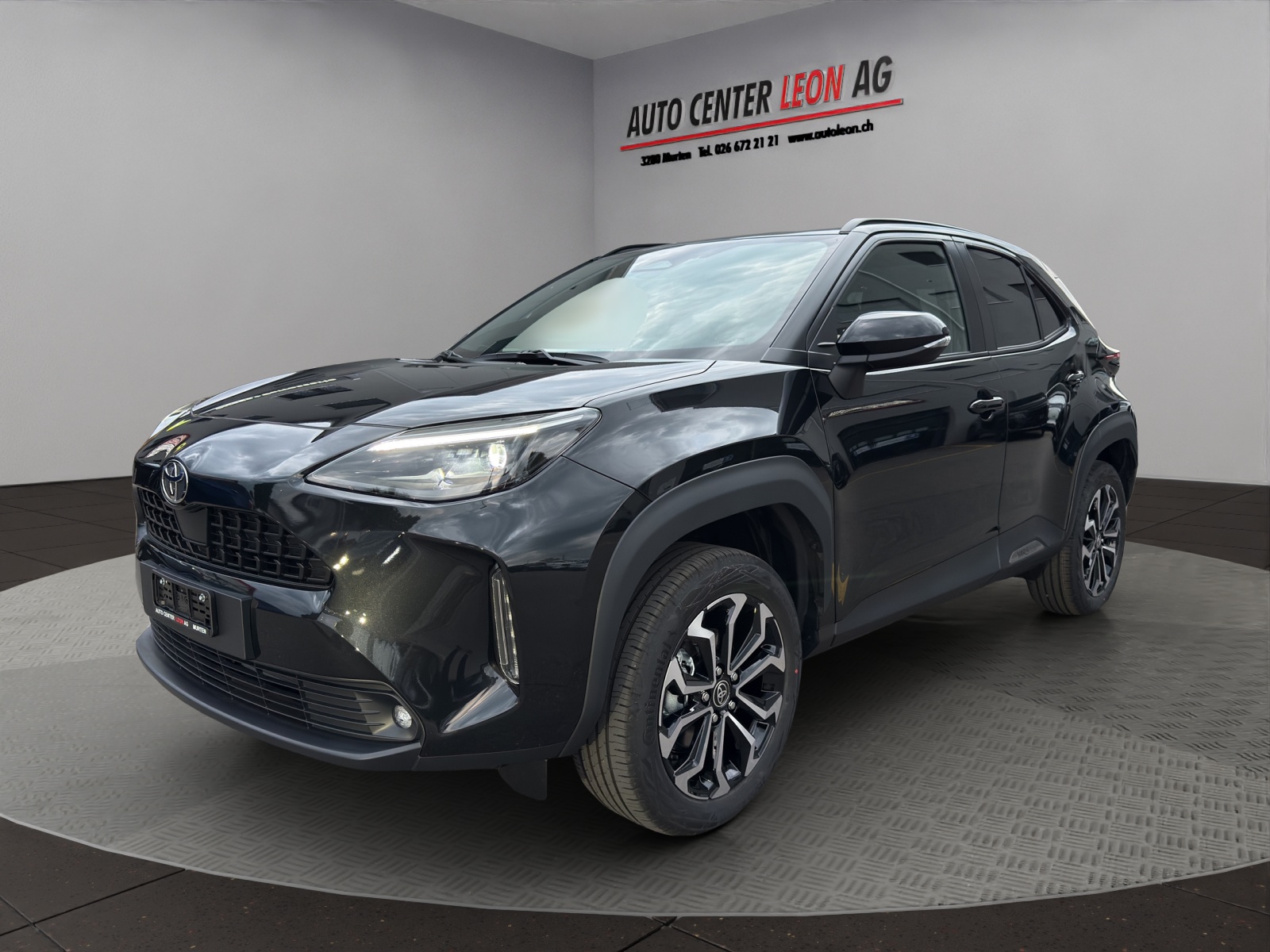TOYOTA Yaris Cross 1.5 Style Drive 4x2 Hybrid-image-1