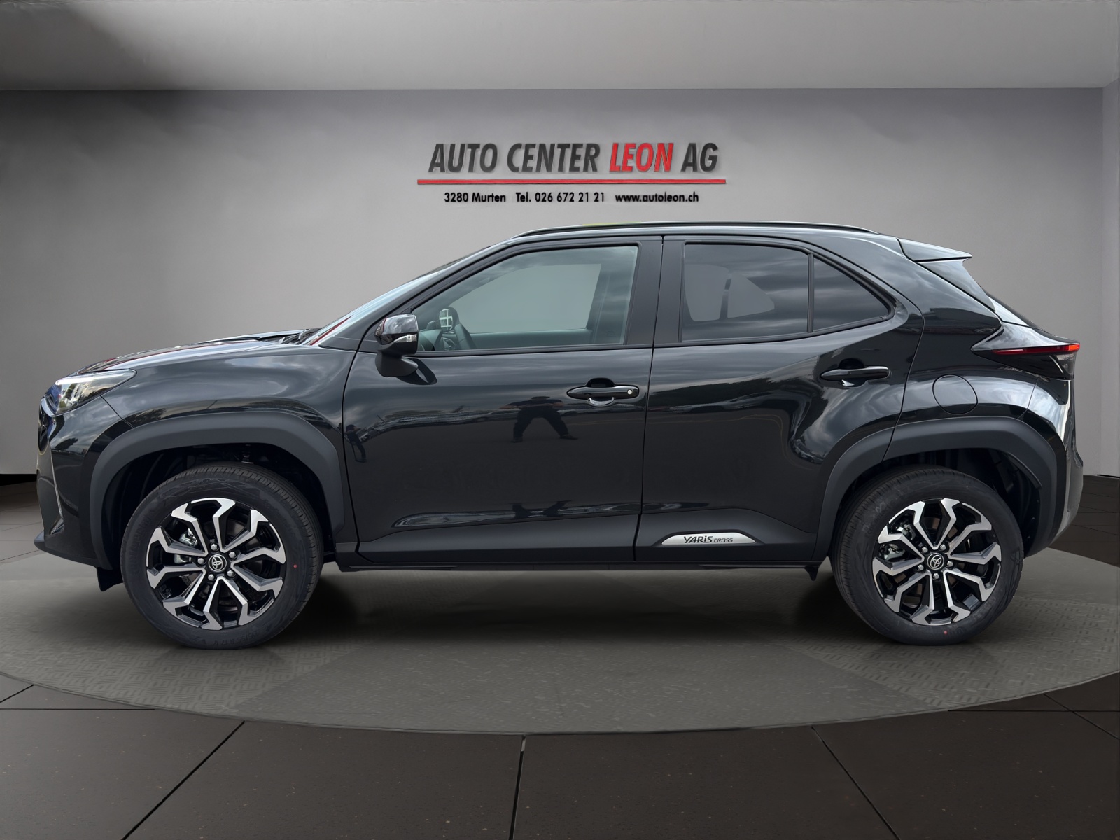 TOYOTA Yaris Cross 1.5 Style Drive 4x2 Hybrid-image-2