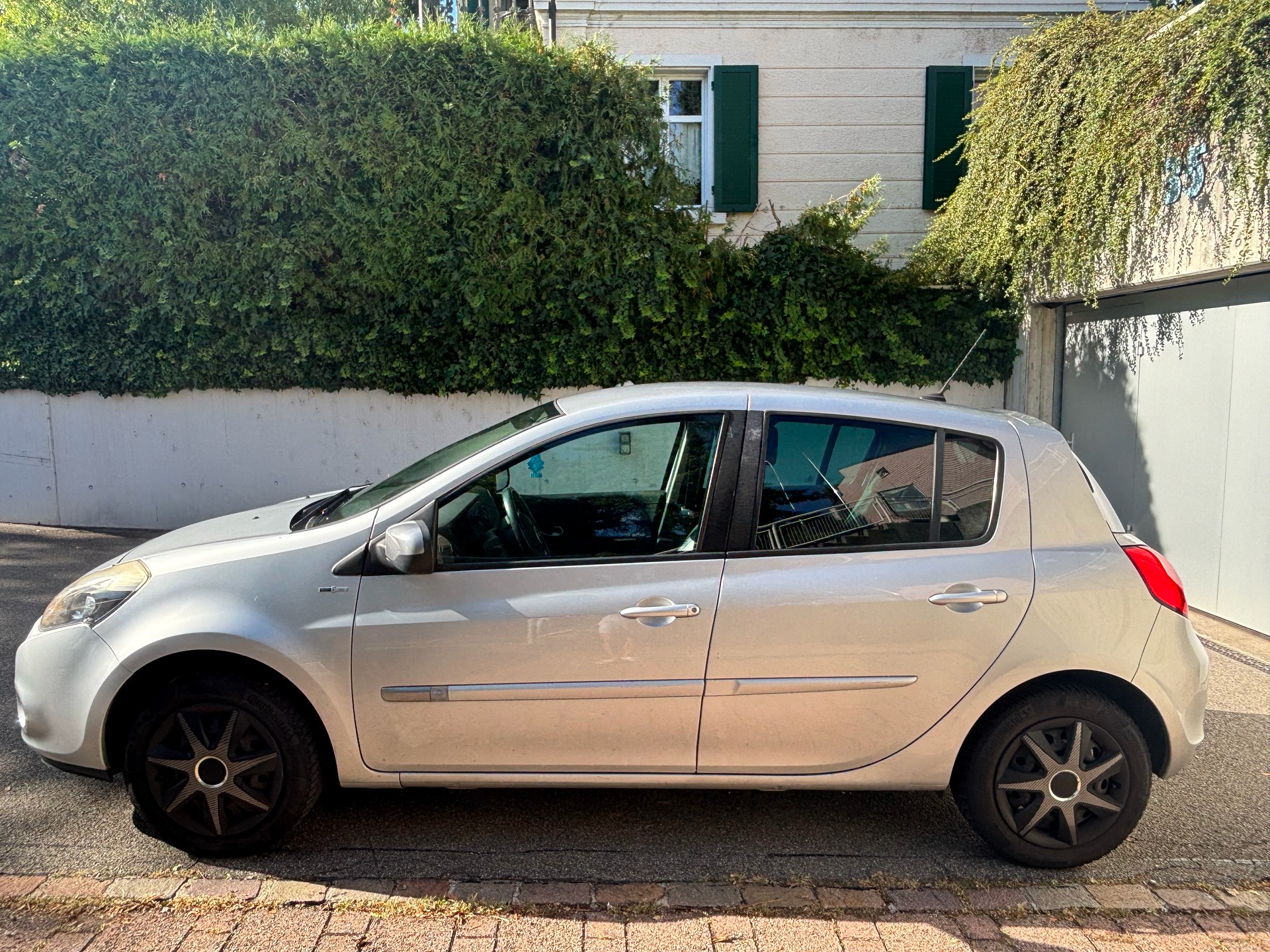 RENAULT 1.2 TCe 100 Night&Day-image-4