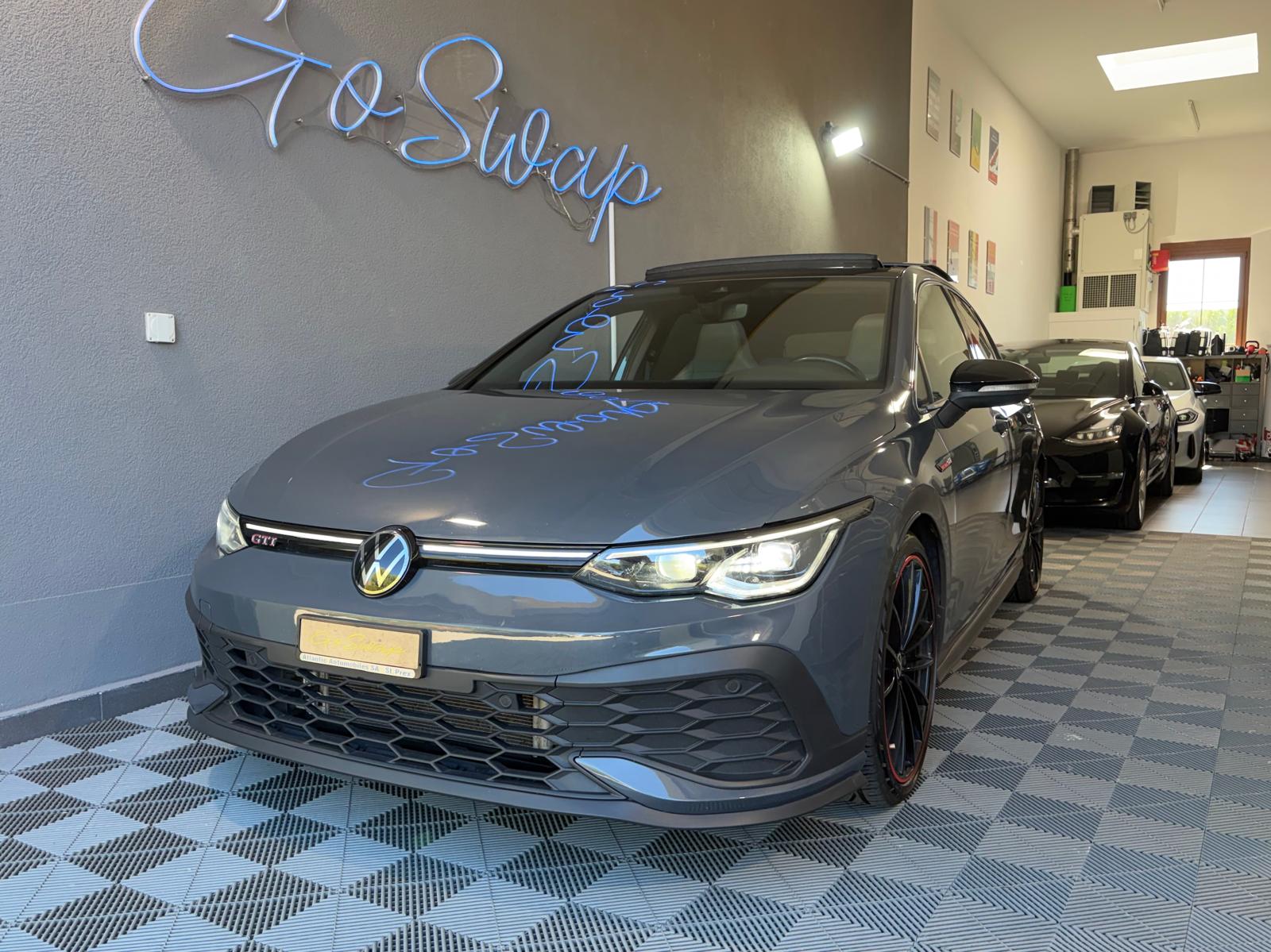 VW Golf 2.0 TSI GTI Clubsport 45 DSG - Akrapovic - Toit ouvrant-image-2