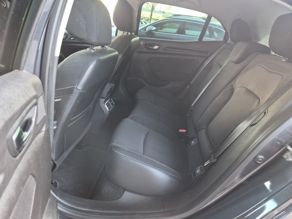 RENAULT Mégane 1.2 16V Turbo Zen-image-8