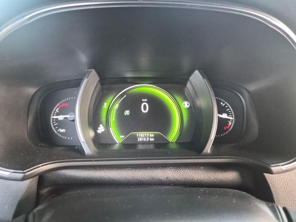 RENAULT Mégane 1.2 16V Turbo Zen-image-12