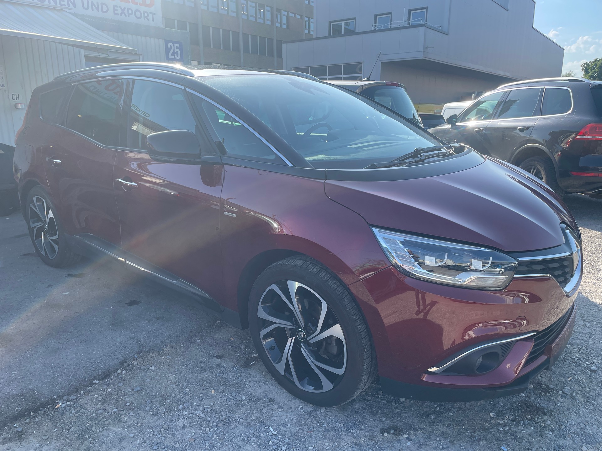 RENAULT Grand Scénic 1.5 dCi Hybrid Assist Bose-image-2
