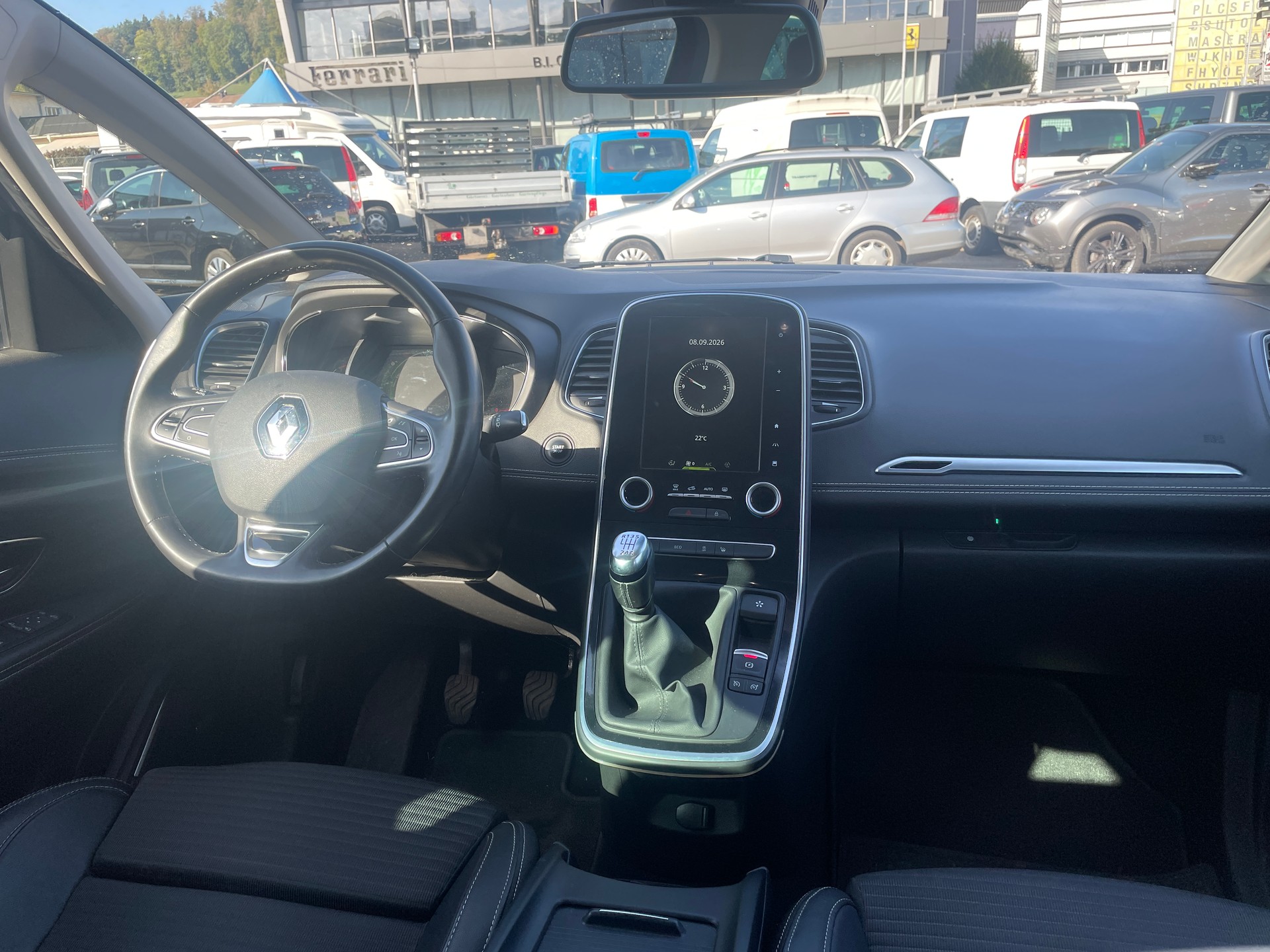RENAULT Grand Scénic 1.5 dCi Hybrid Assist Bose-image-8