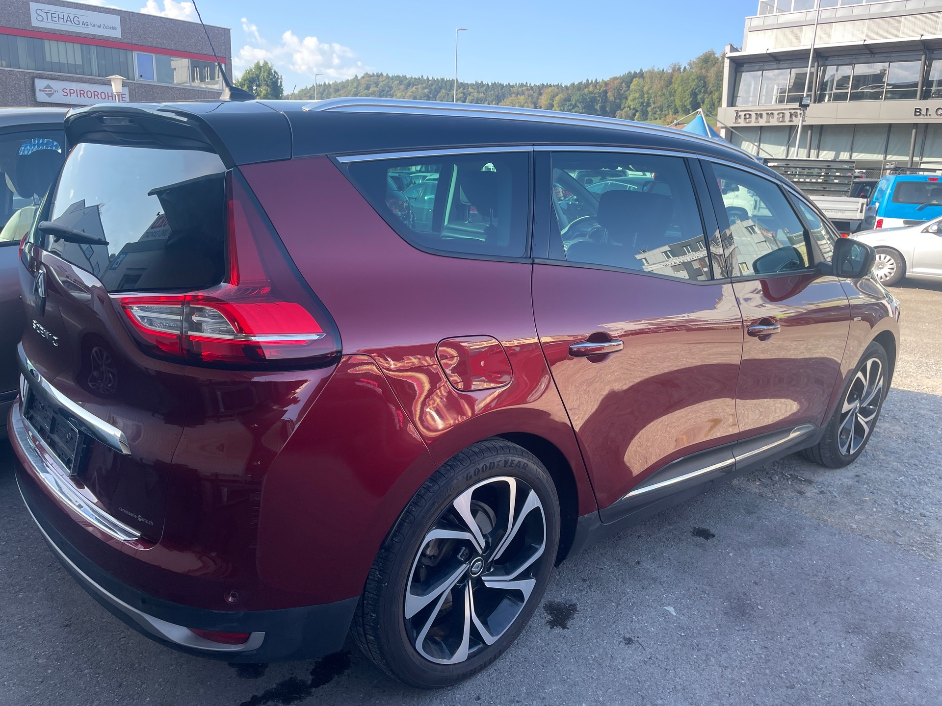 RENAULT Grand Scénic 1.5 dCi Hybrid Assist Bose-image-3