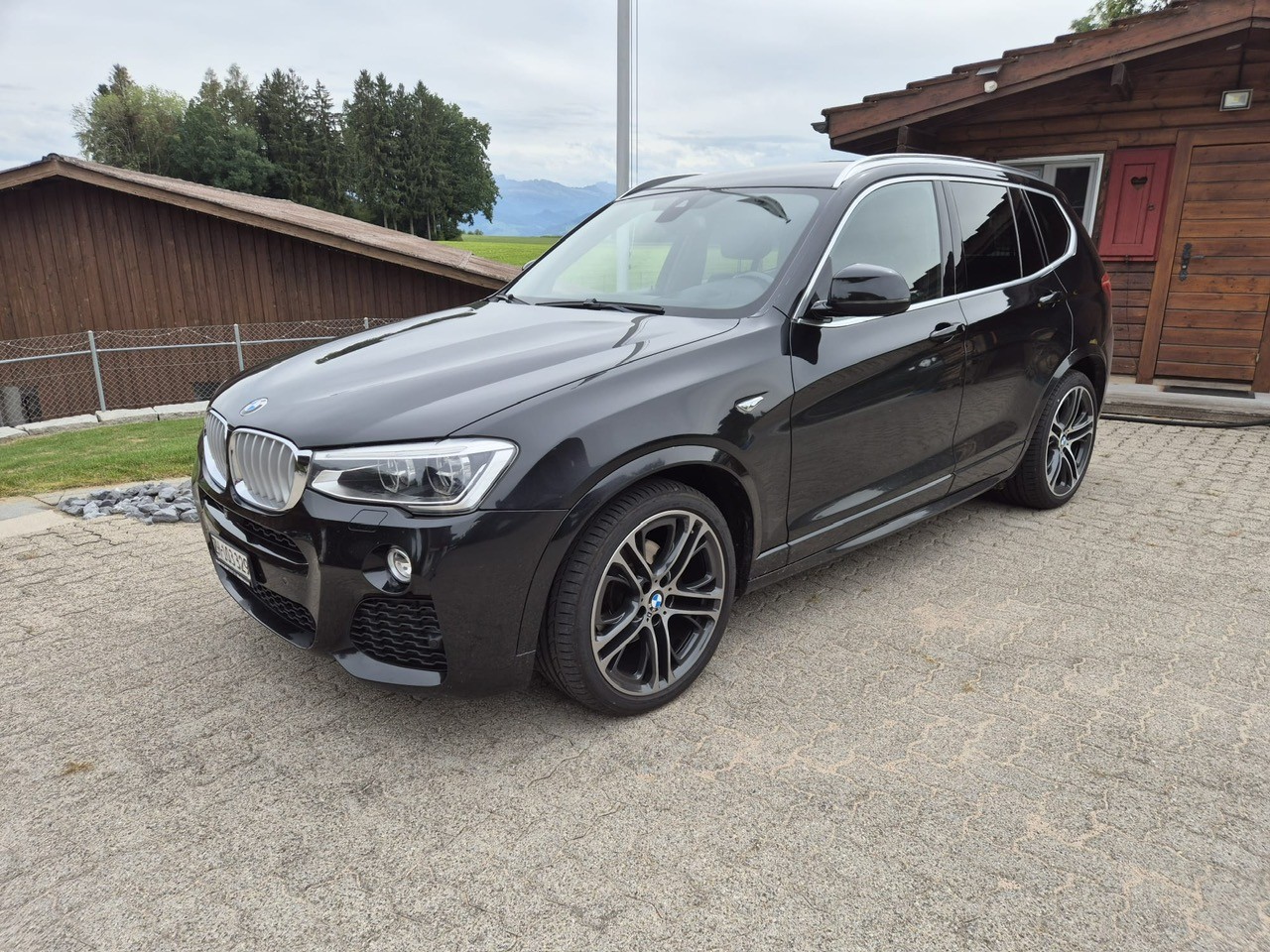 BMW 35d xDrive-image-0