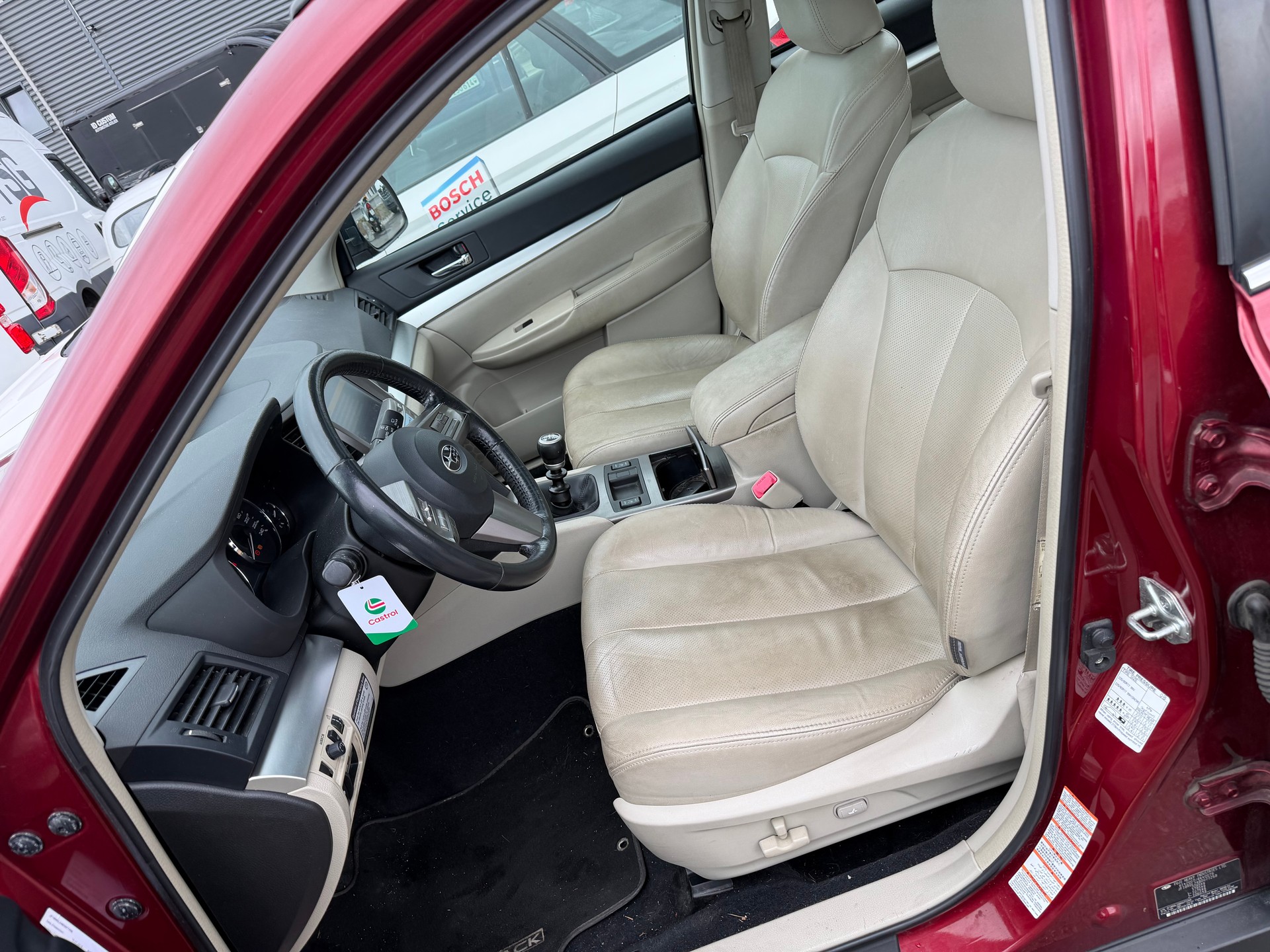 SUBARU Outback 2.0D Swiss AWD-image-7