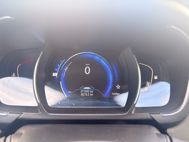 RENAULT Grand Scénic 1.6 dCi Bose EDC-image-13