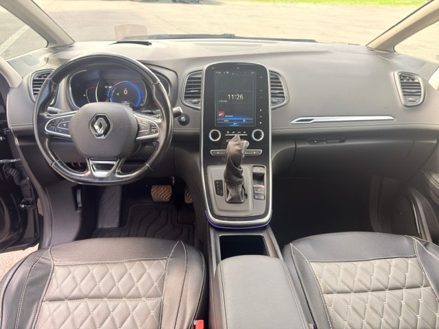 RENAULT Grand Scénic 1.6 dCi Bose EDC-image-9