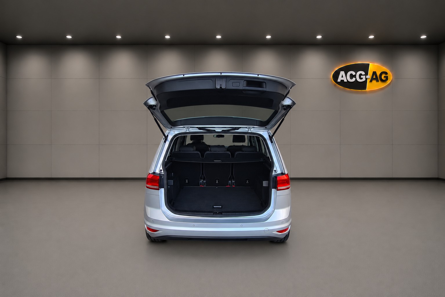 VW Touran 1.6 TDI BlueMotion Technology Comfortline DSG ** Gr-Navi ** RF-Kamera ** Sitzheizung ** Abstandsregelsysteme ** Ab MFK-image-8