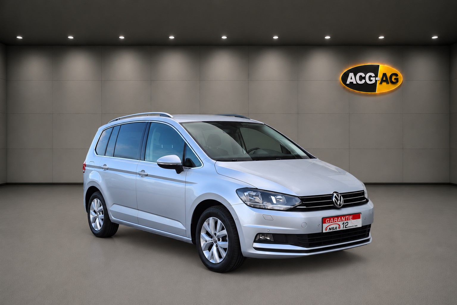 VW Touran 1.6 TDI BlueMotion Technology Comfortline DSG ** Gr-Navi ** RF-Kamera ** Sitzheizung ** Abstandsregelsysteme ** Ab MFK-image-0