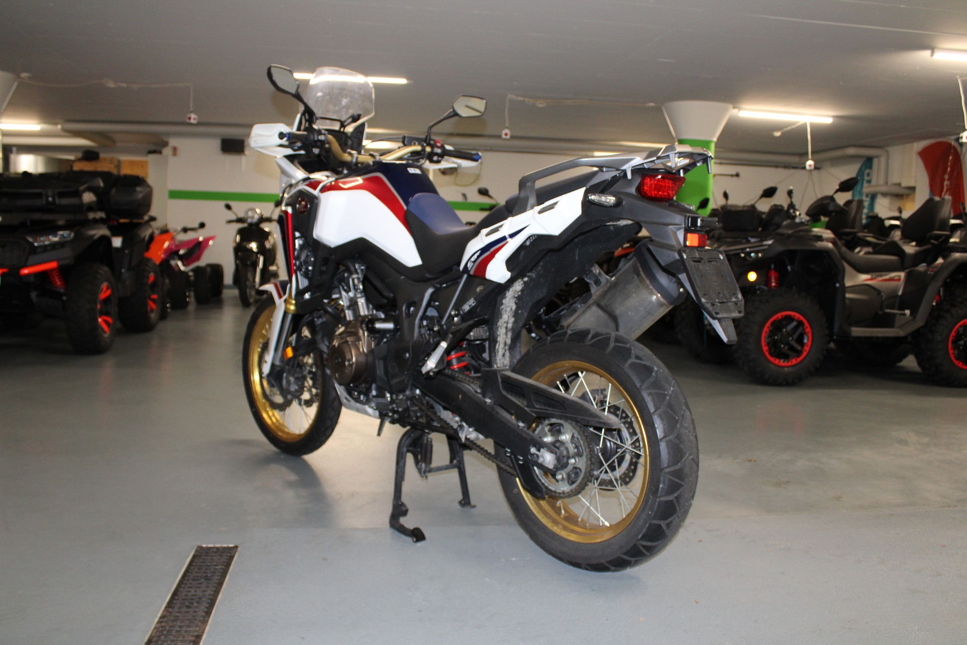 HONDA CRF 1000AD DTC Africa Twin-showroom-element-2