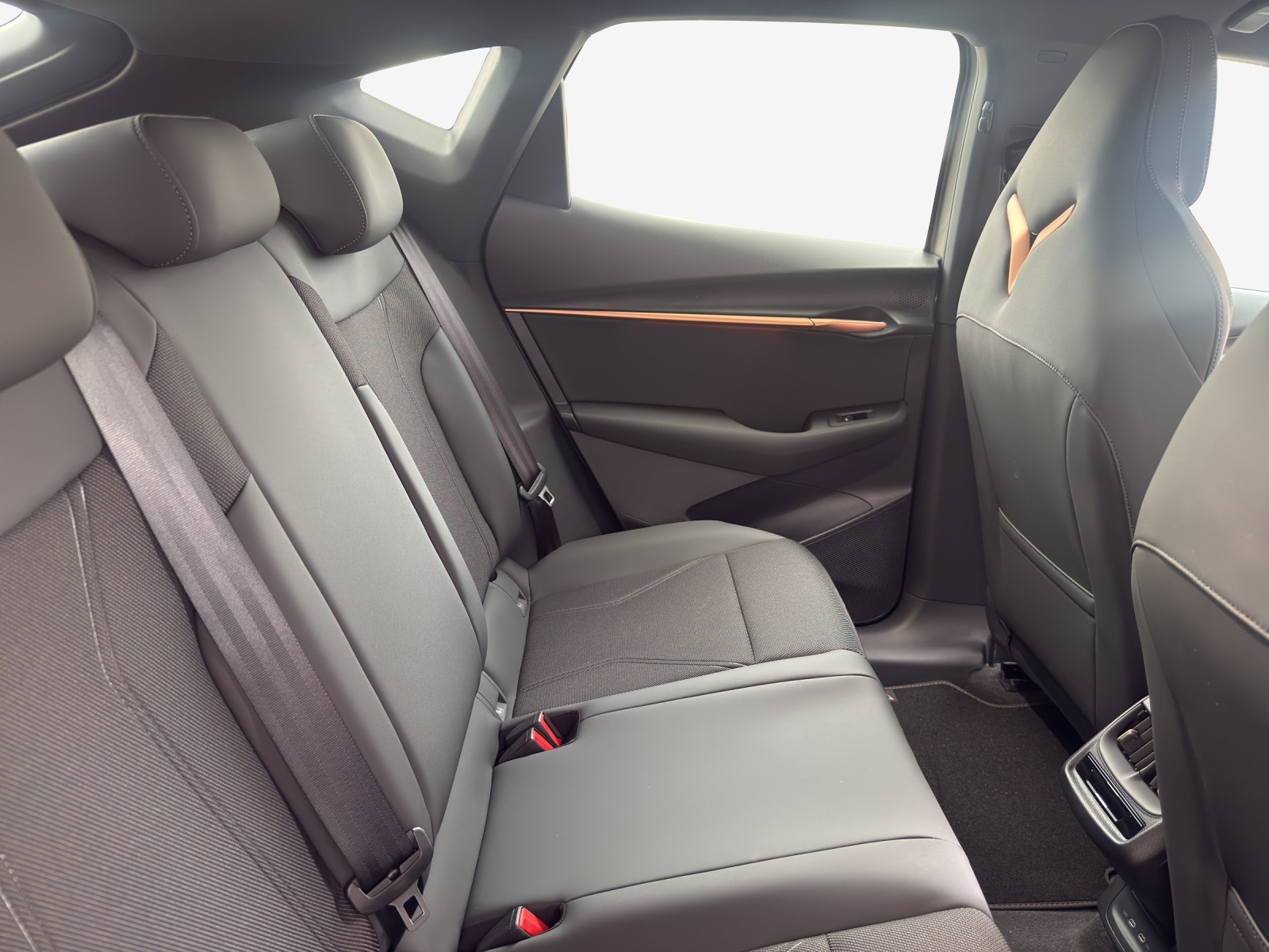 CUPRA Tavascan 77 kWh Edge Prime Edition-image-9