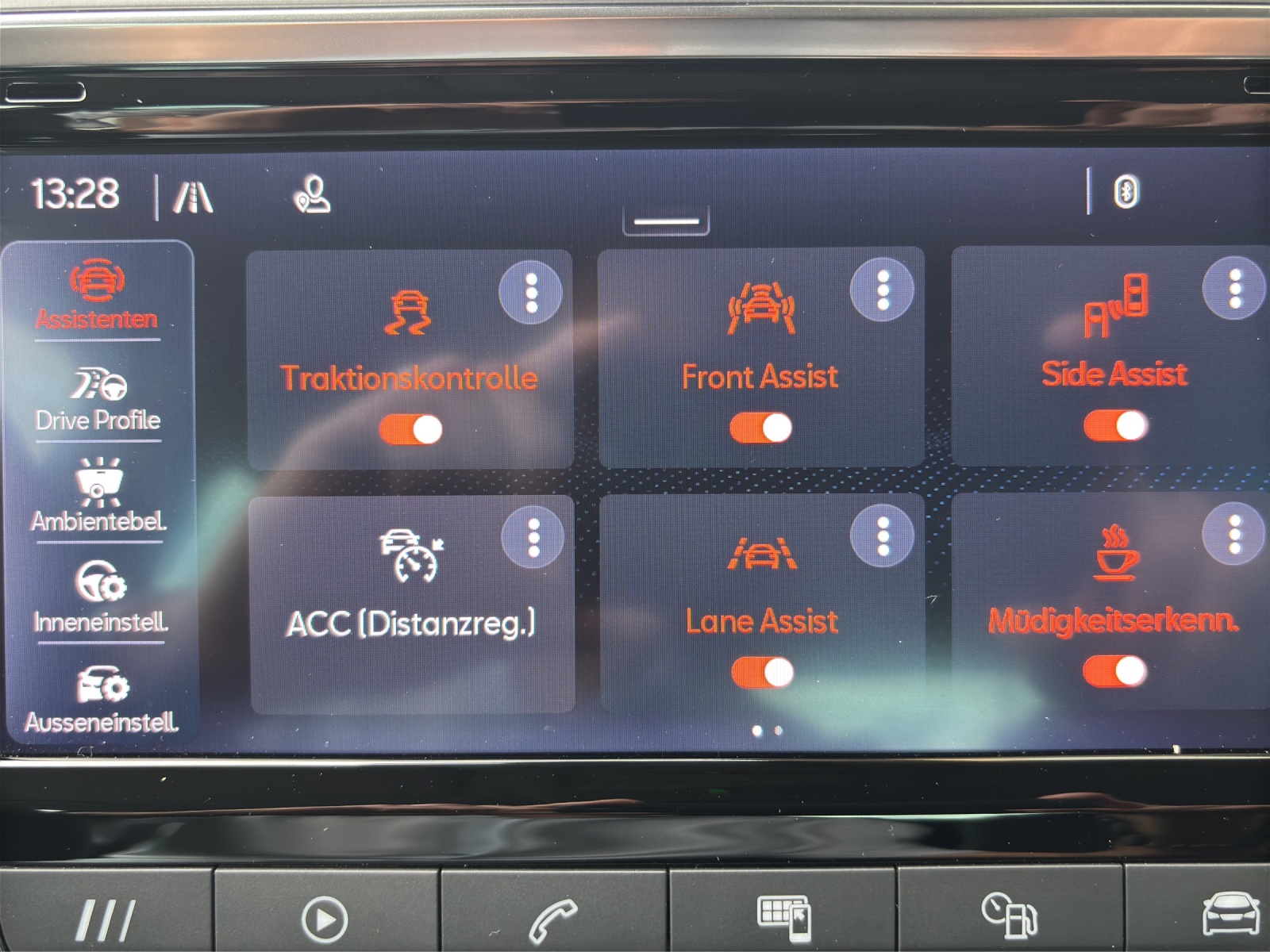 SEAT Ateca 1.5 TSI EVO DSG FR mit AHK, Fahrerassistenzpaket XL & Rückfahrkamera-image-23