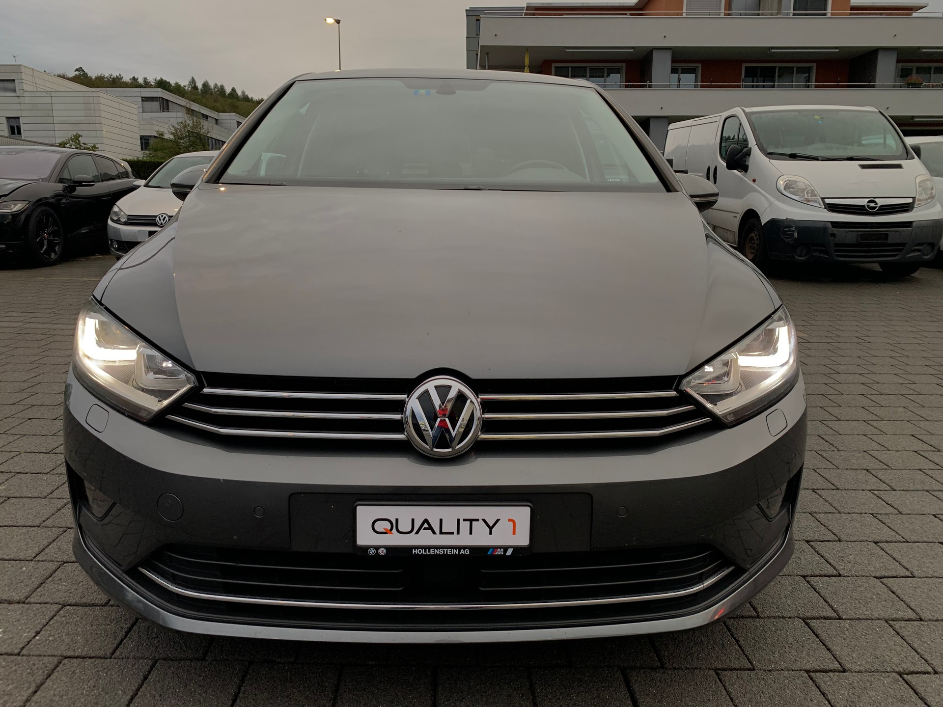 VW Golf Sportsvan 1.4 TSI Sound DSG-image-4