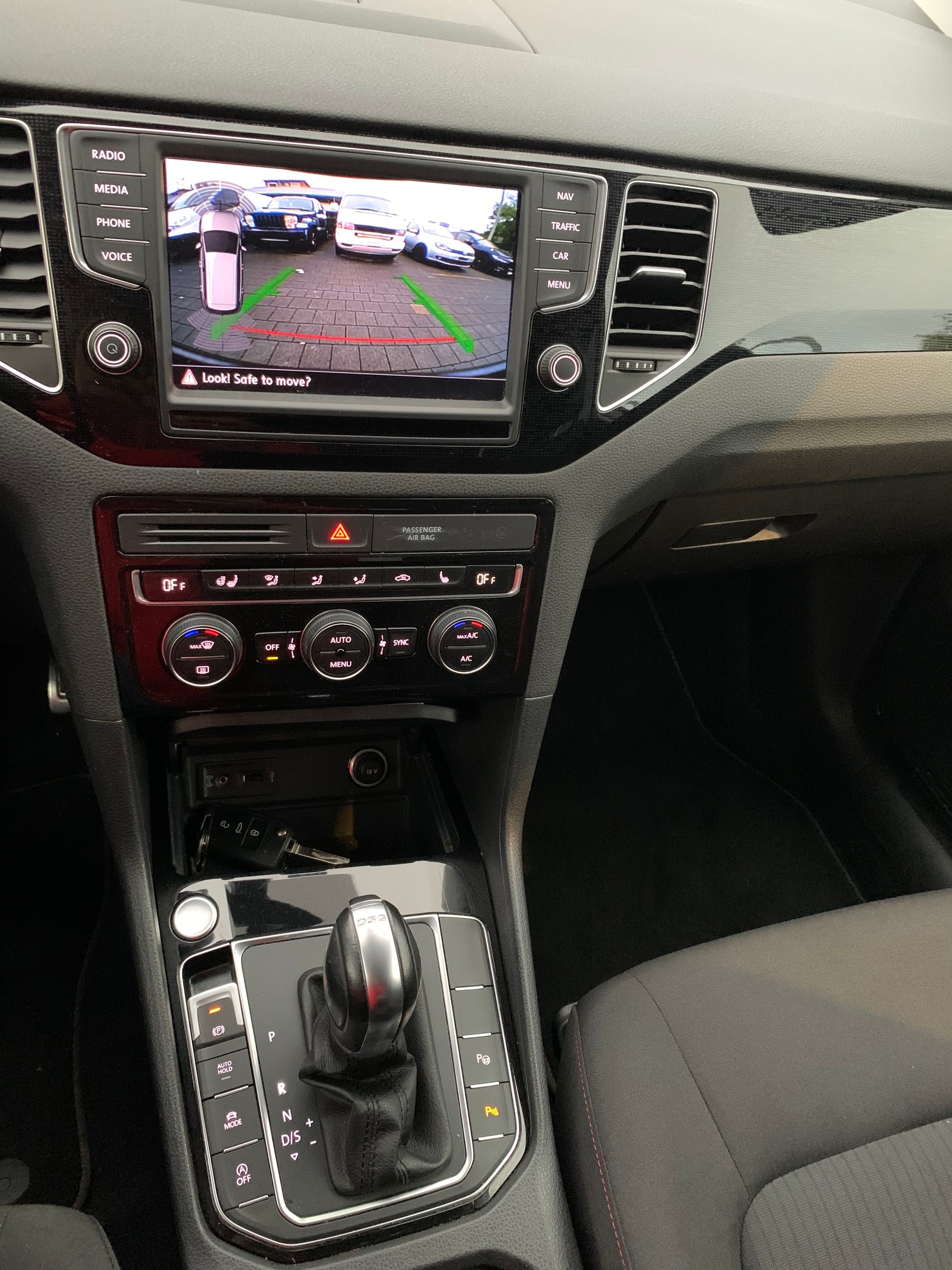 VW Golf Sportsvan 1.4 TSI Sound DSG-image-10