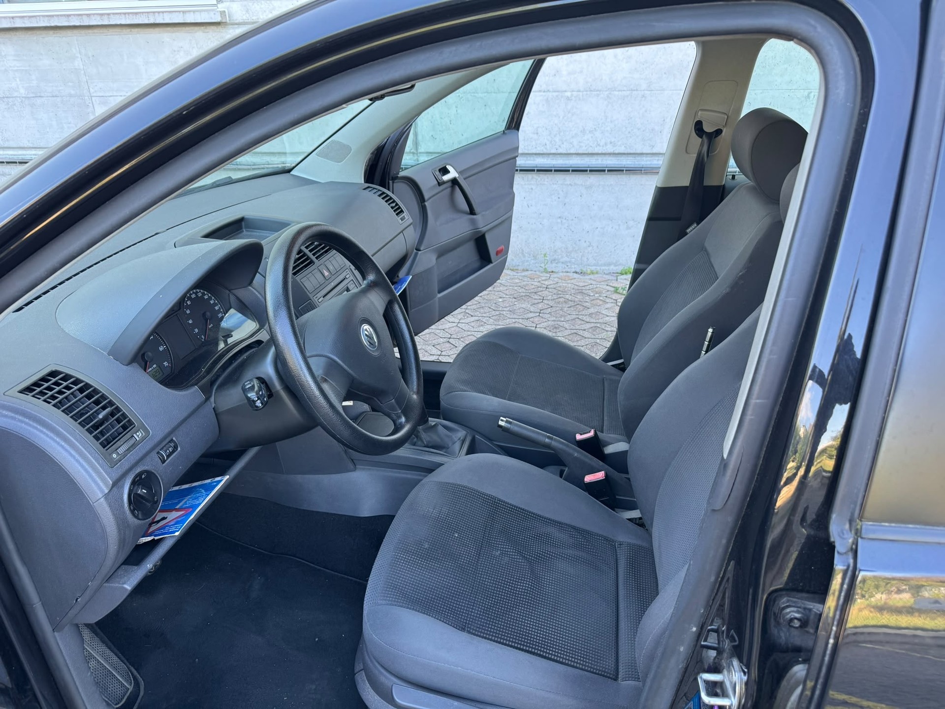 VW Polo 1.6 16V Comfortline-image-8