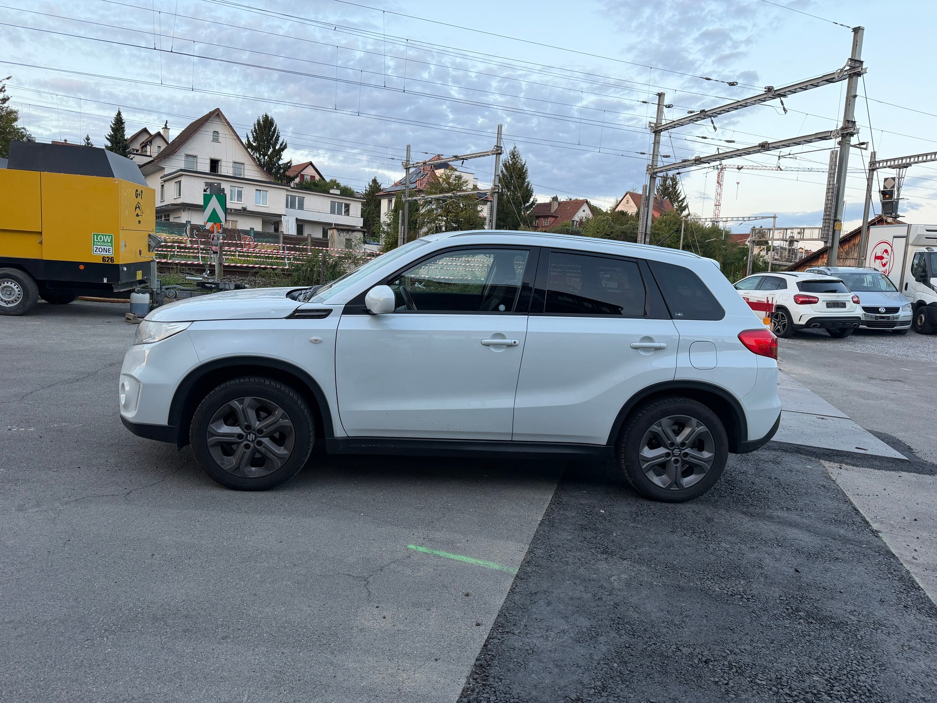 SUZUKI Vitara 1.6 TD Compact+-image-3