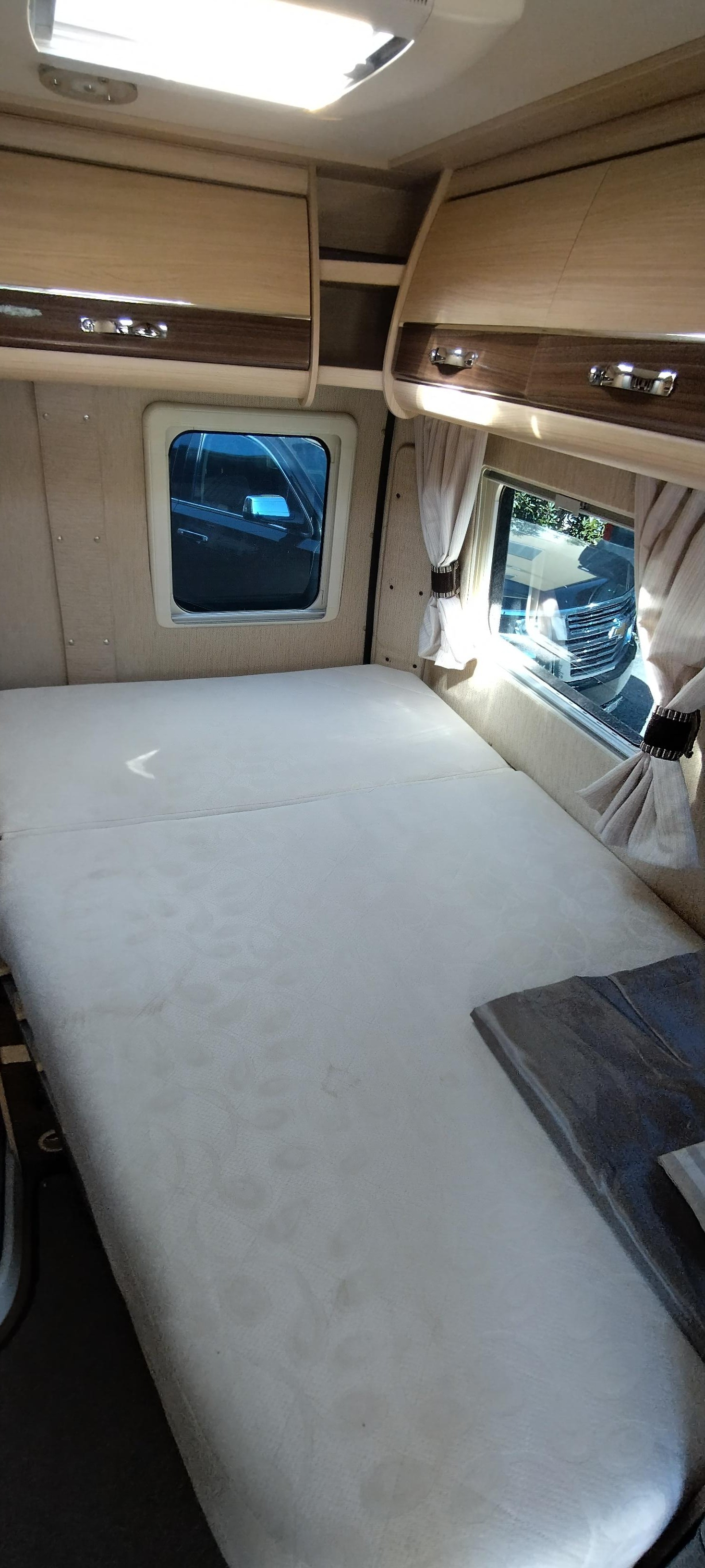 AUTO-SLEEPERS AS Kingham-image-11