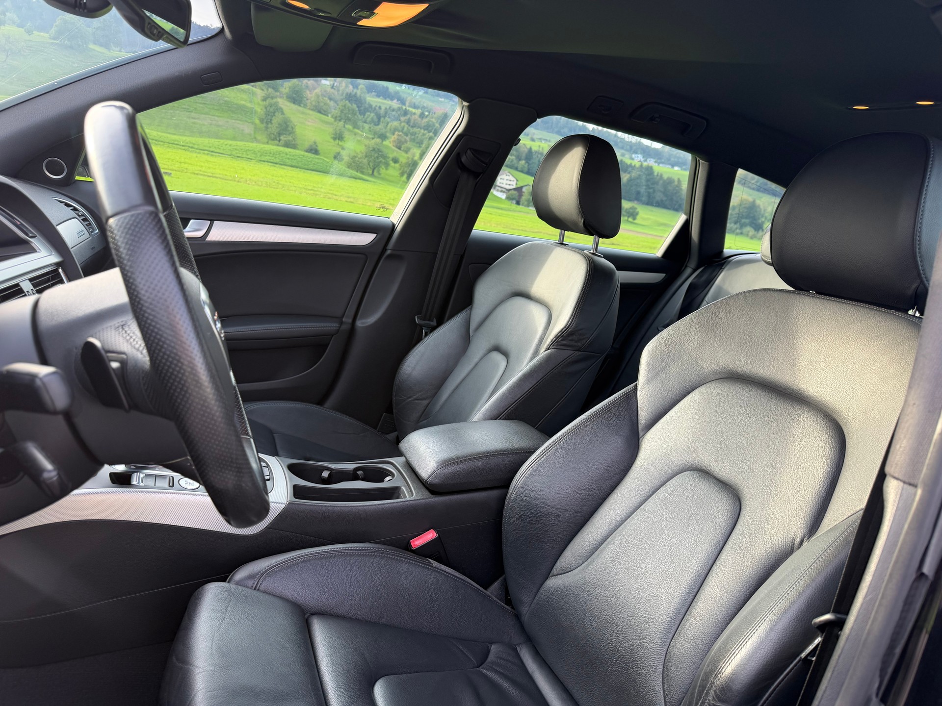 AUDI A4 allroad 3.0 TDI quattro S-tronic-image-9