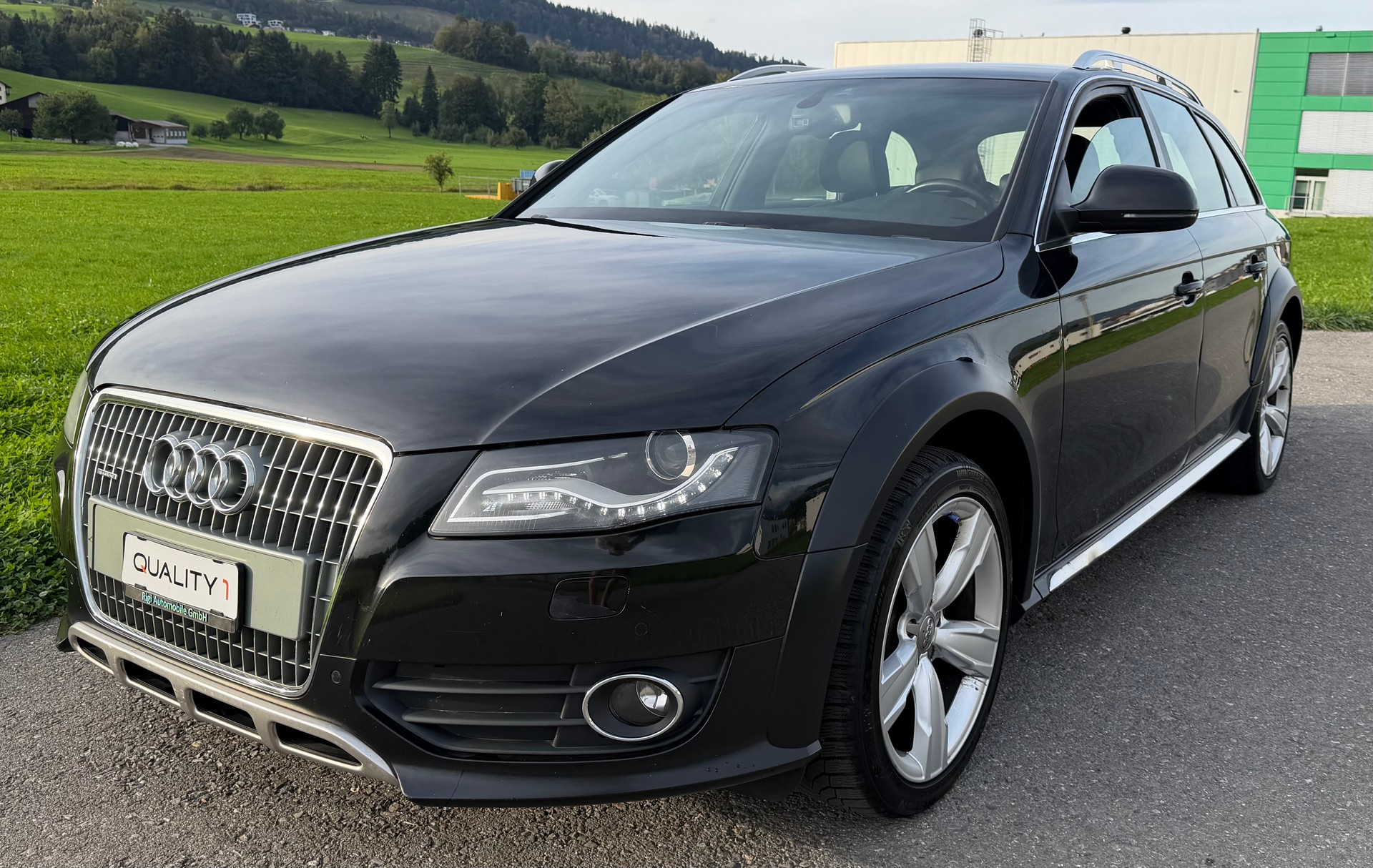 AUDI A4 allroad 3.0 TDI quattro S-tronic-image-0